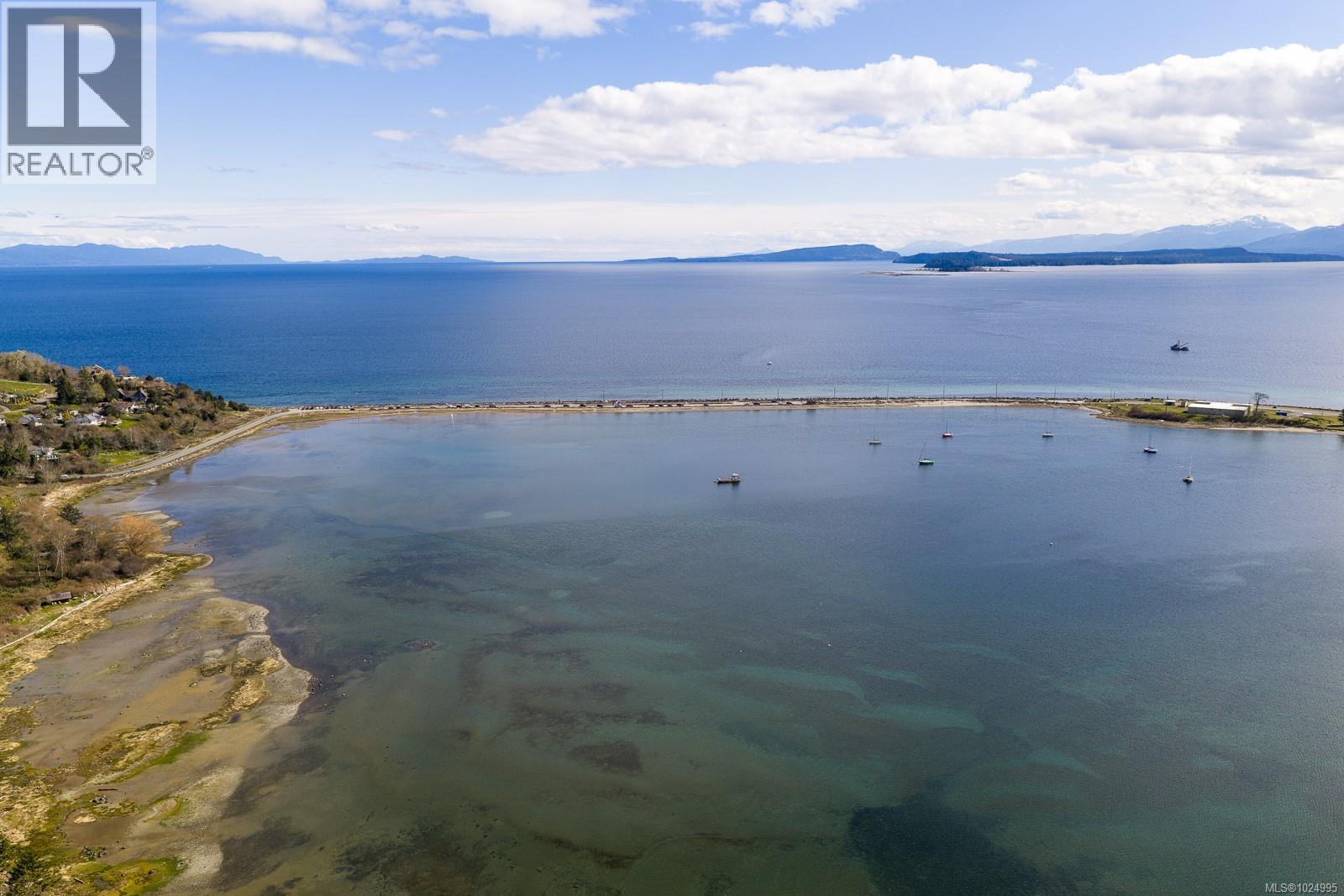 98 Beech St, Comox, British Columbia  V9M 3W7 - Photo 15 - 1024995