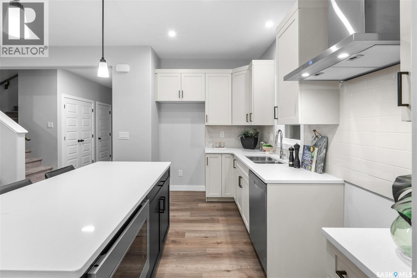 574 Traeger Manor, Saskatoon, Saskatchewan  S7V 1Z3 - Photo 8 - SK029424