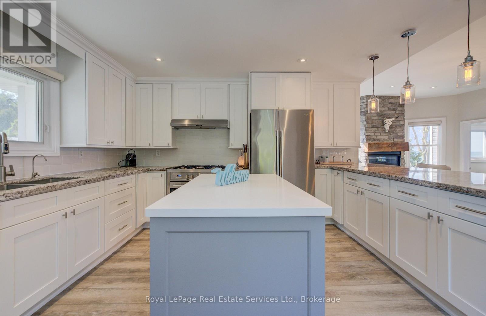 1 Tenth Street, Grimsby, Ontario  L3M 2V2 - Photo 8 - X12919648