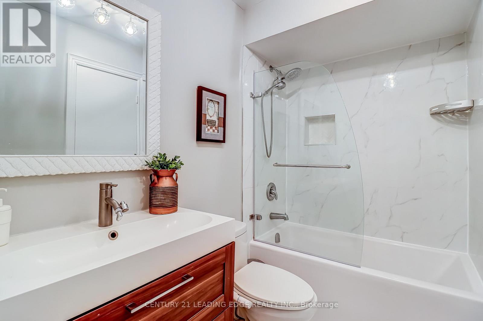 9 Card Street, Ajax, Ontario  L1T 3V1 - Photo 23 - E12937540