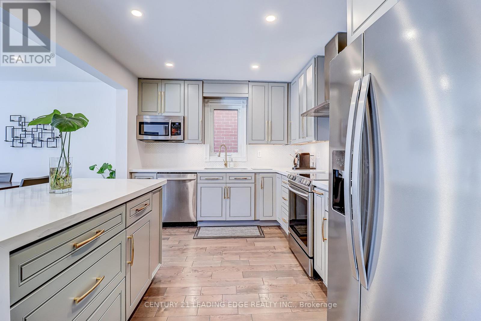 9 Card Street, Ajax, Ontario  L1T 3V1 - Photo 6 - E12937540