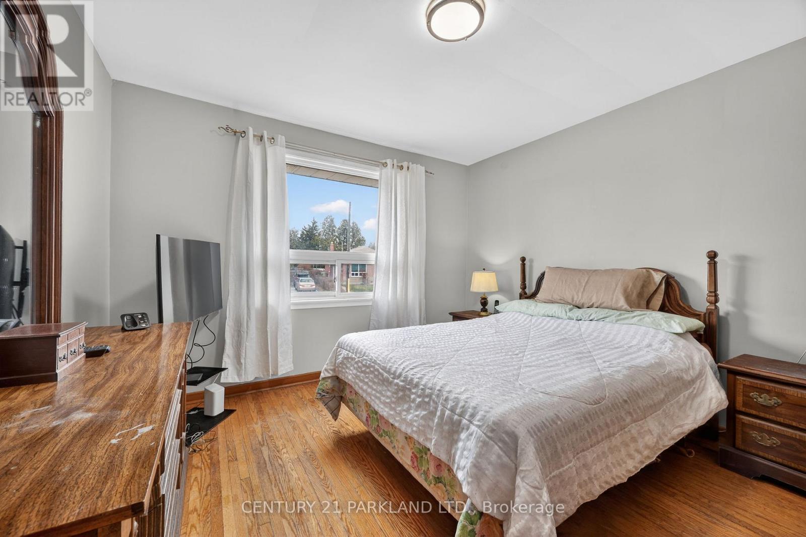 63 Brantwood Drive, Toronto, Ontario  M1H 2G5 - Photo 15 - E12937556