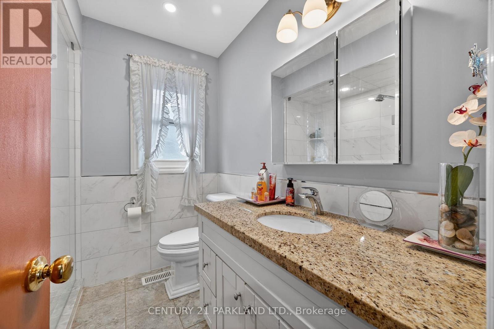 63 Brantwood Drive, Toronto, Ontario  M1H 2G5 - Photo 19 - E12937556