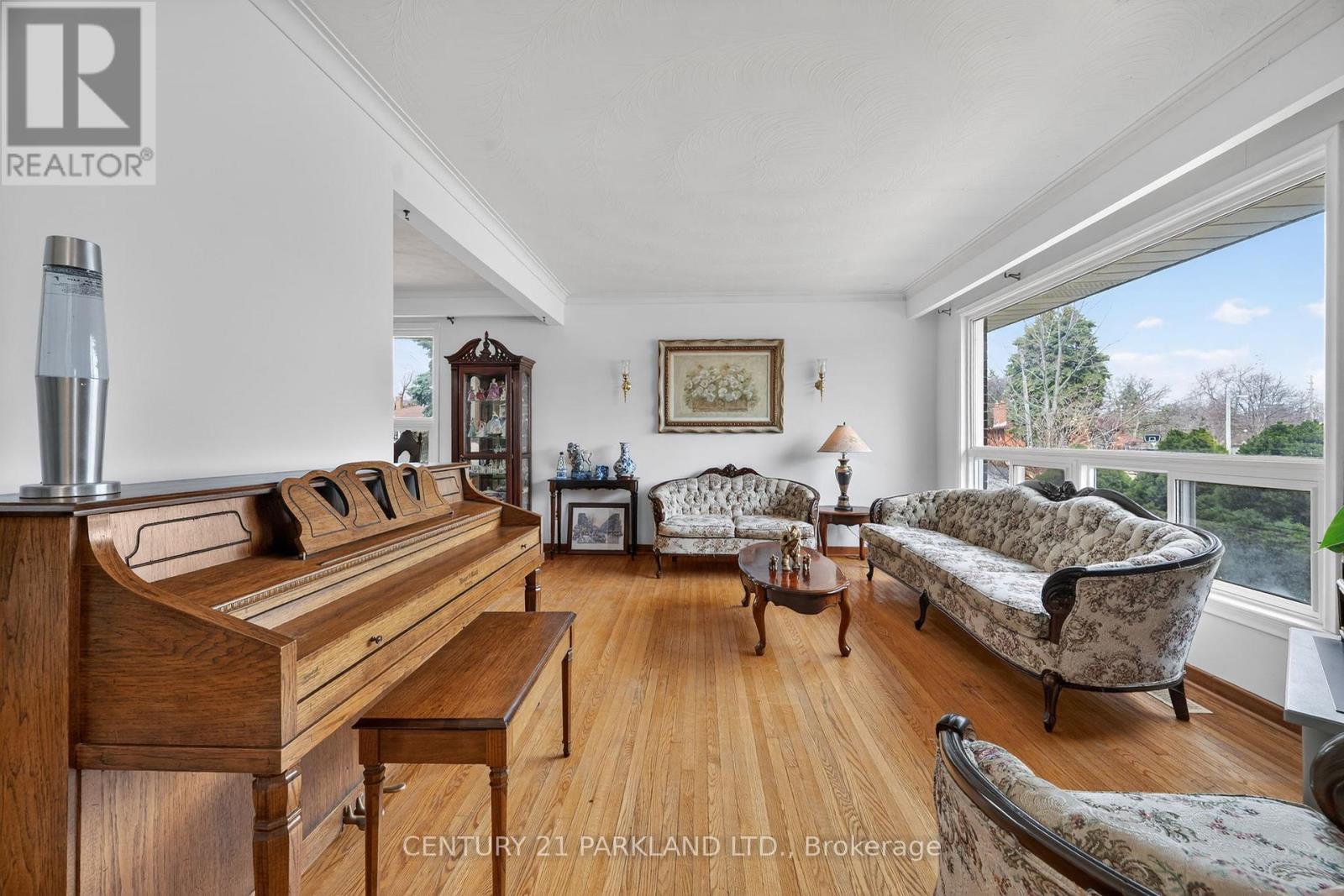 63 Brantwood Drive, Toronto, Ontario  M1H 2G5 - Photo 5 - E12937556