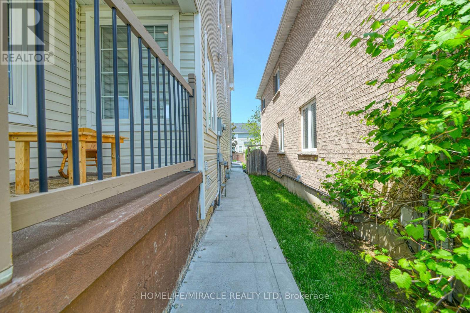 1350 Aldergrove Drive, Oshawa, Ontario  L1K 2Y6 - Photo 38 - E12937598