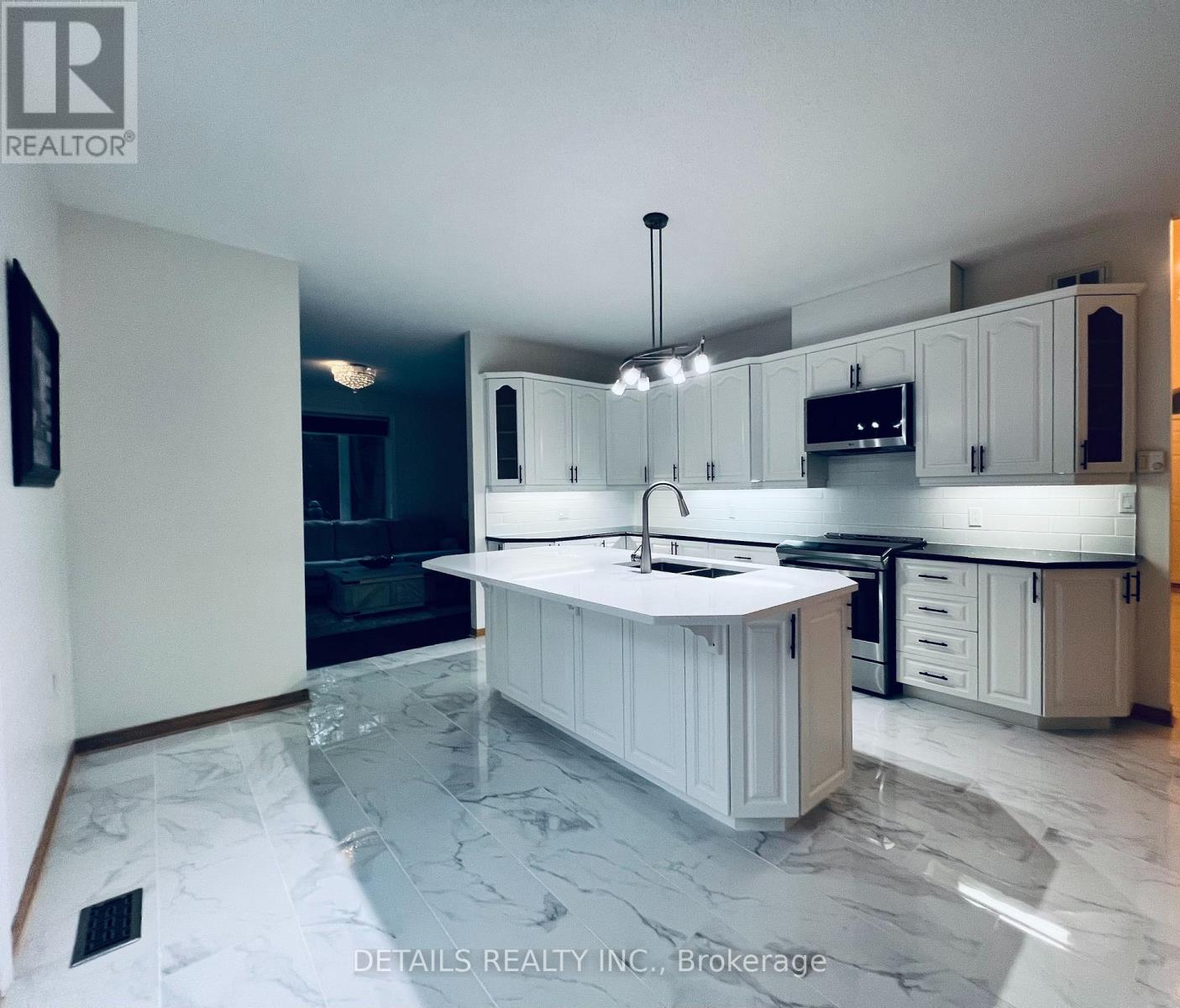 461 John Aselford Drive, Ottawa, Ontario  K2W 1A8 - Photo 13 - X12937544