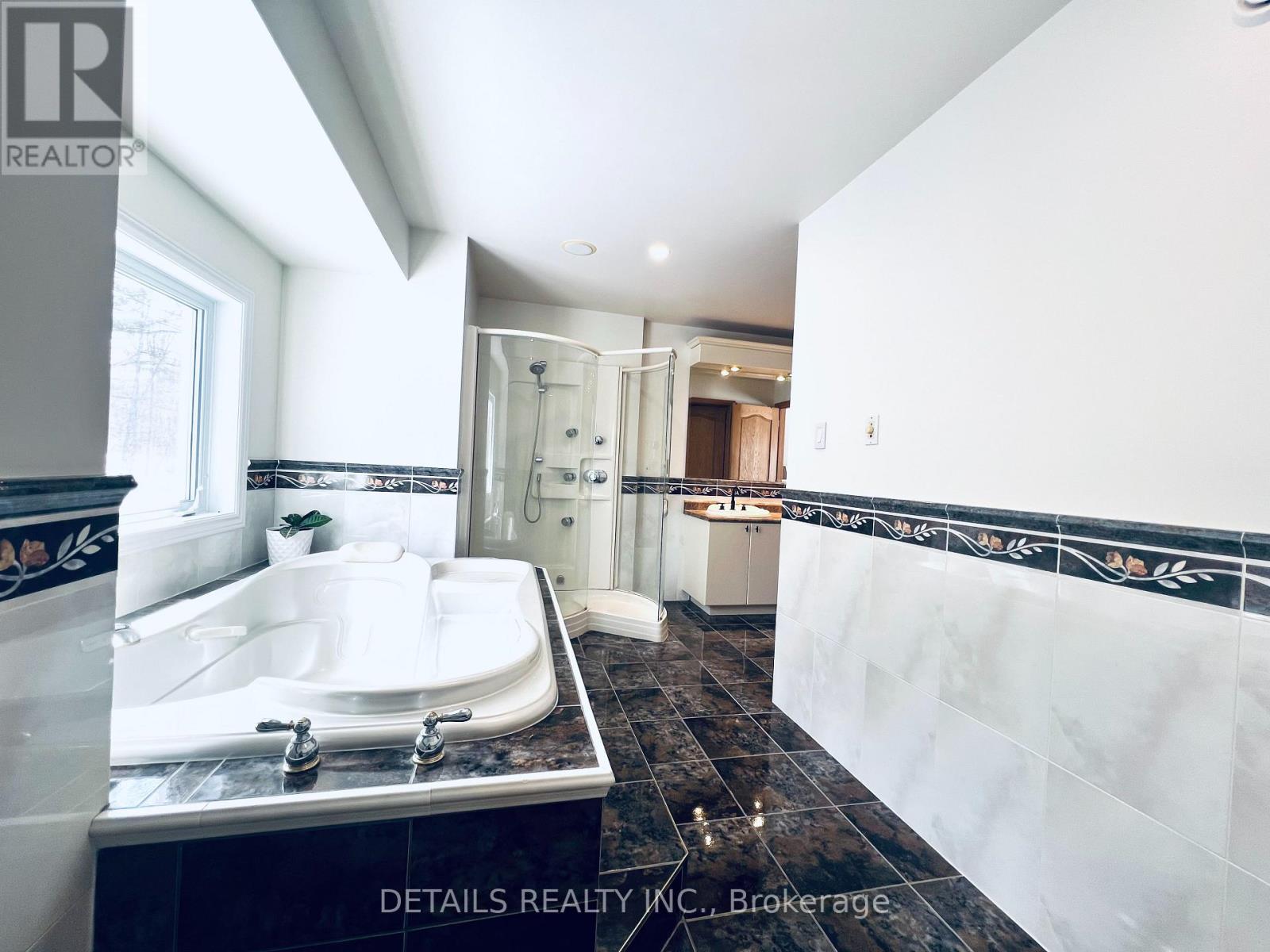 461 John Aselford Drive, Ottawa, Ontario  K2W 1A8 - Photo 25 - X12937544