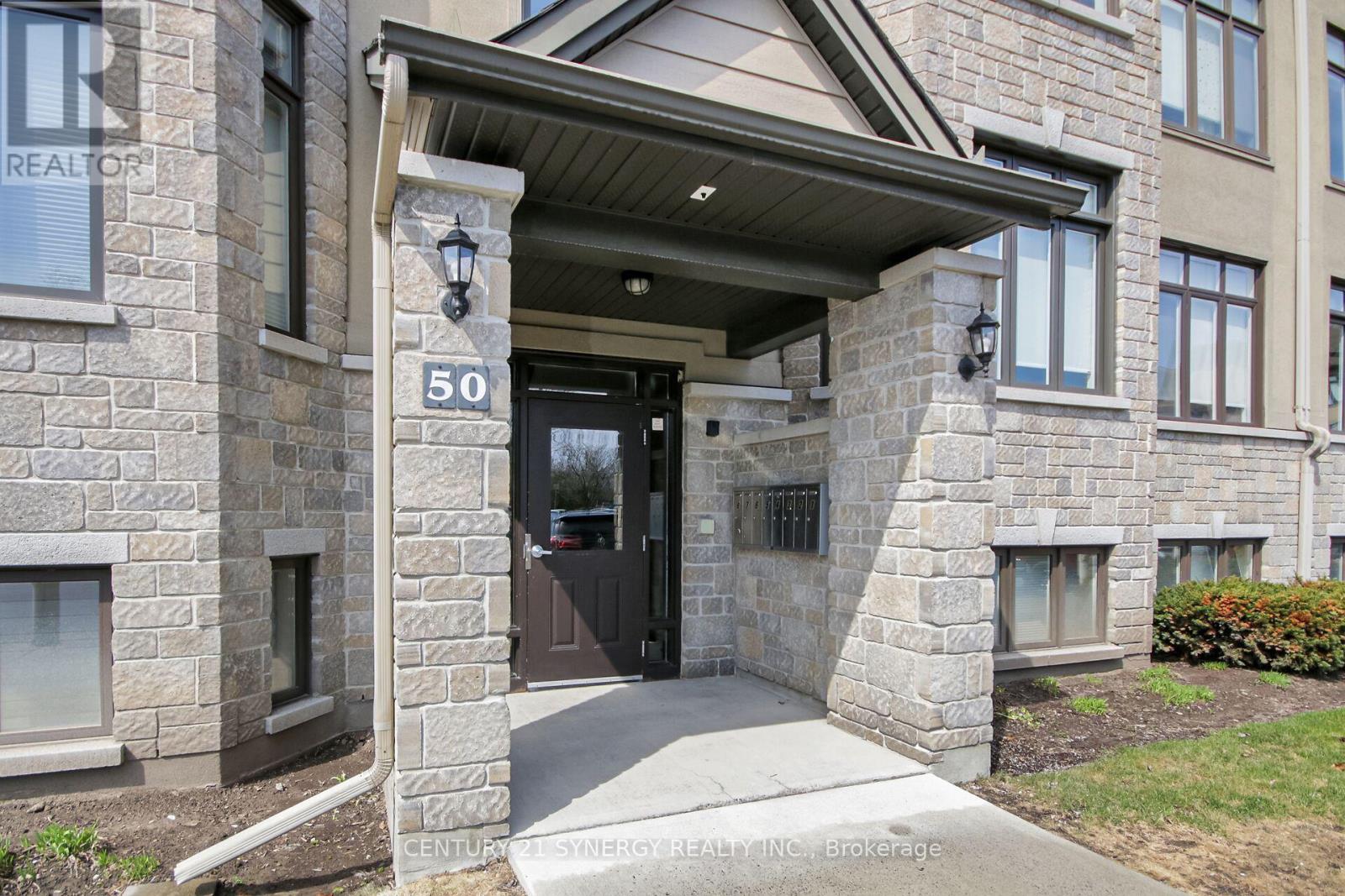 7 - 50 Prestige Circle, Ottawa, Ontario  K4A 0W9 - Photo 4 - X12937548