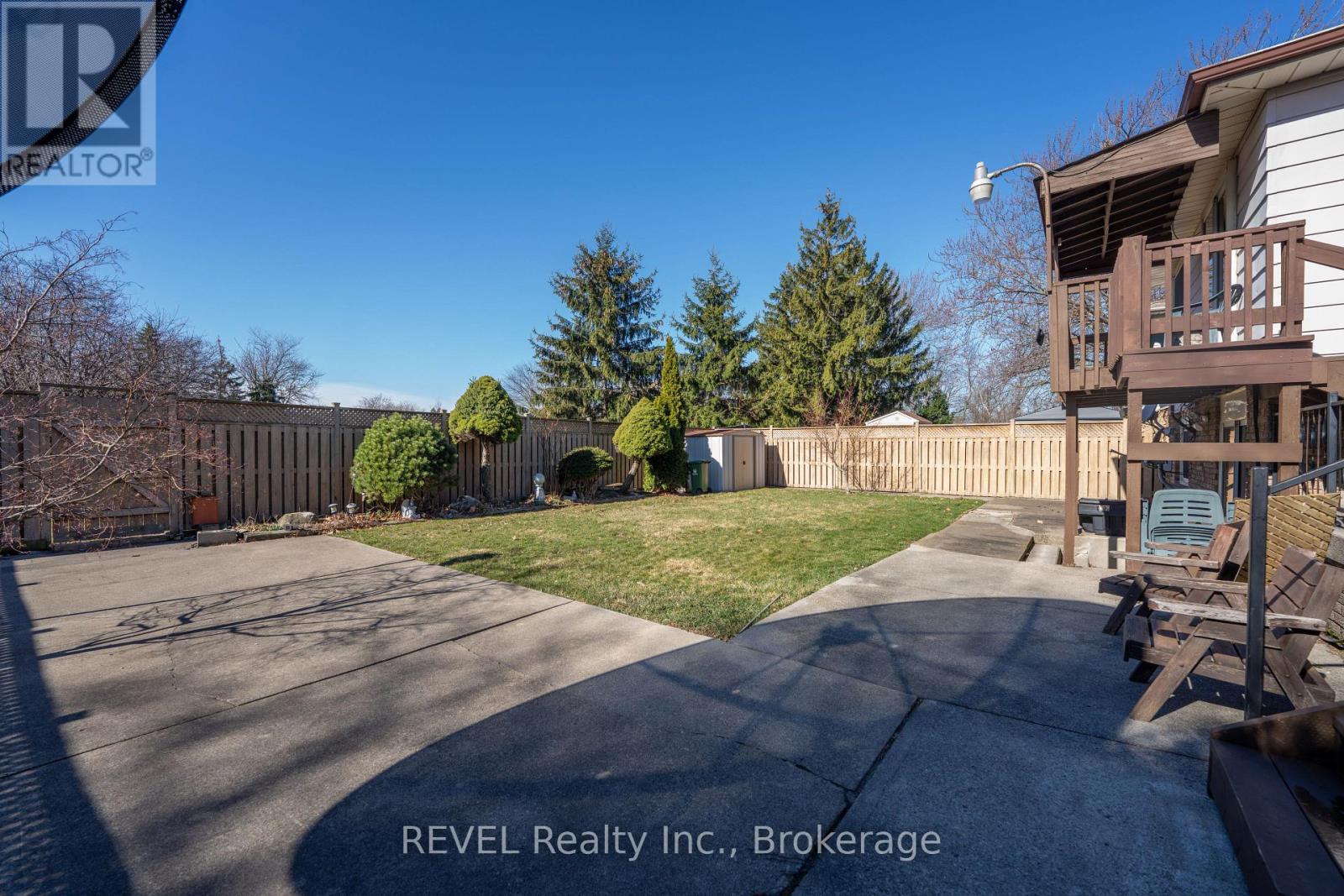 19 Lynwood Drive, Hamilton (Stoney Creek), Ontario  L8E 3E7 - Photo 44 - X12937552