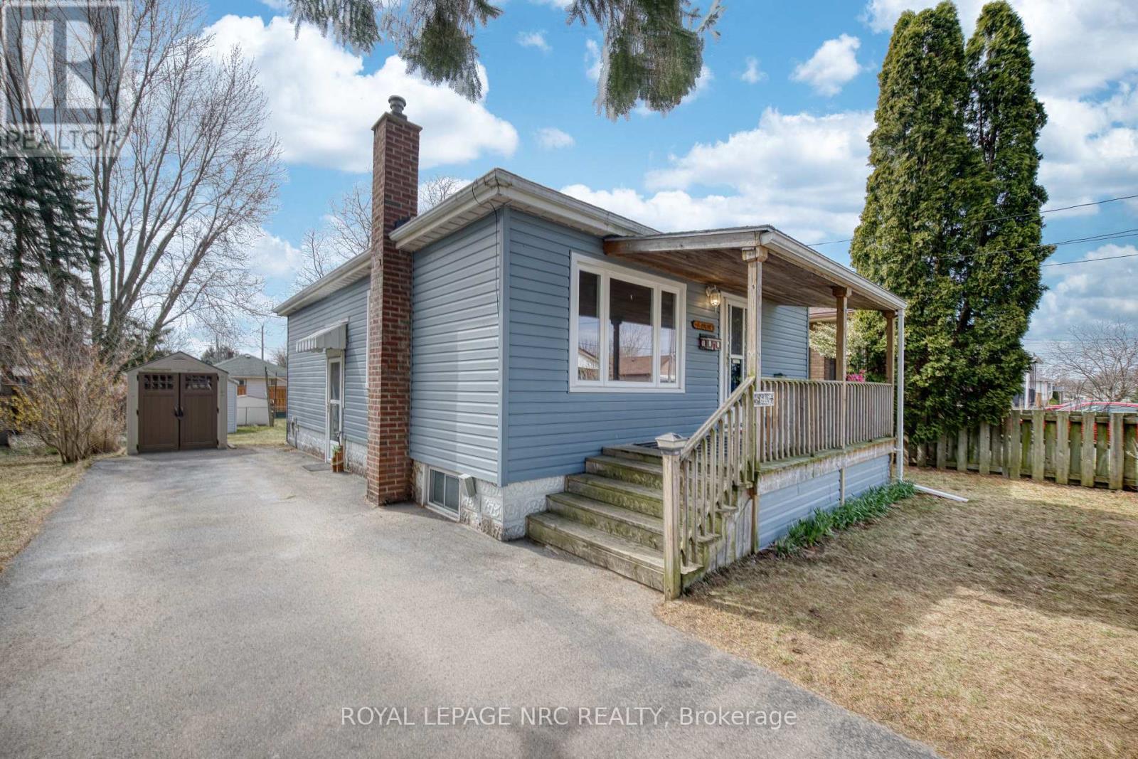 6408 Monroe Street, Niagara Falls, Ontario  L2G 2G8 - Photo 2 - X12937568