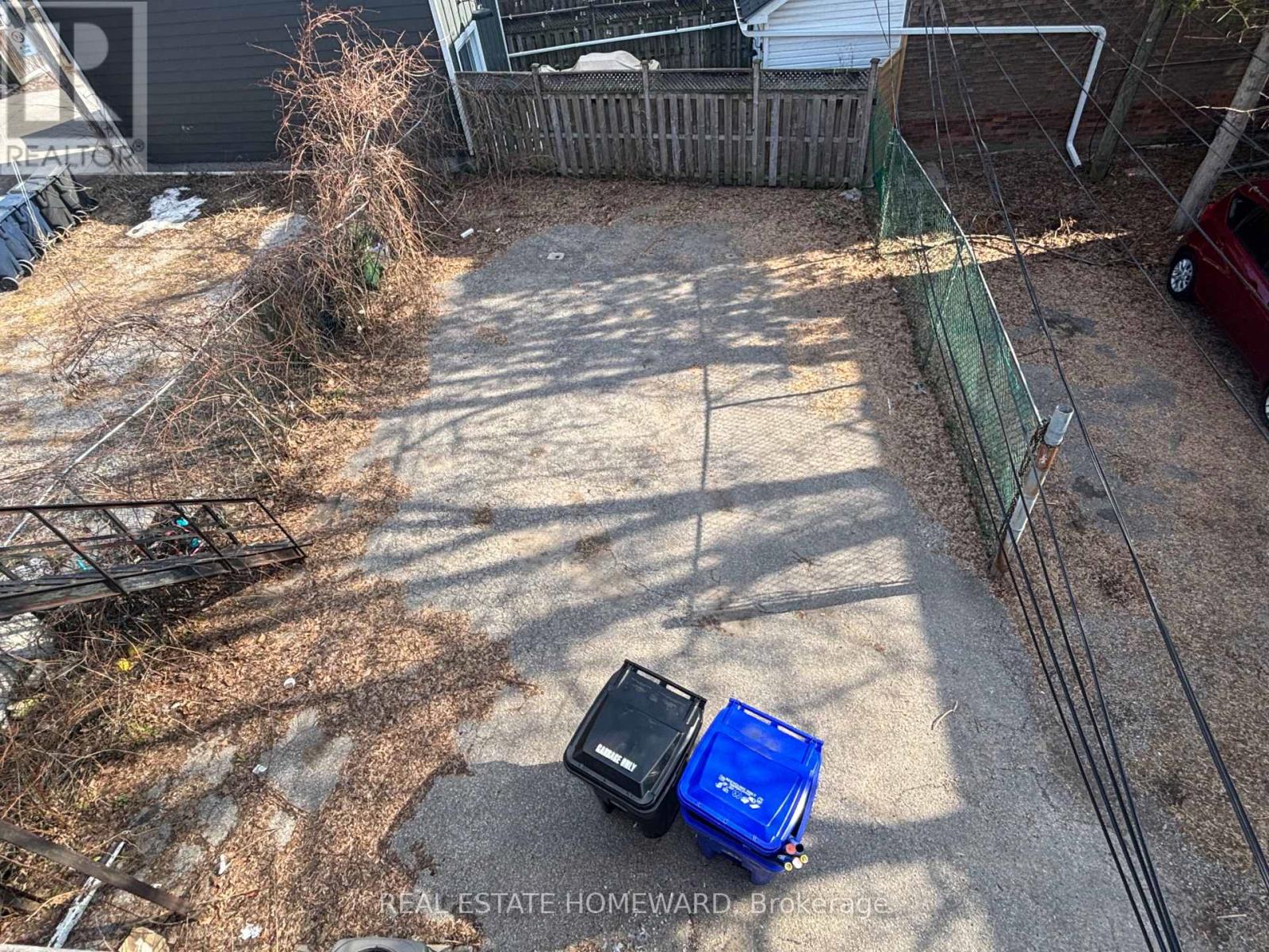 2nd Floor - 921 Kingston Road, Toronto, Ontario  M4E 1S6 - Photo 31 - E12831724