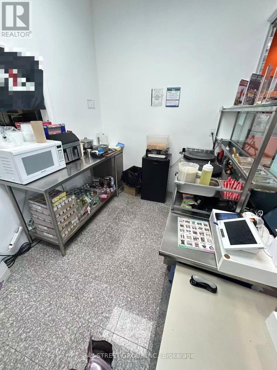 14 - 1000 Burnhamthorpe Road W, Mississauga, Ontario  L5C 2S4 - Photo 2 - W12937572