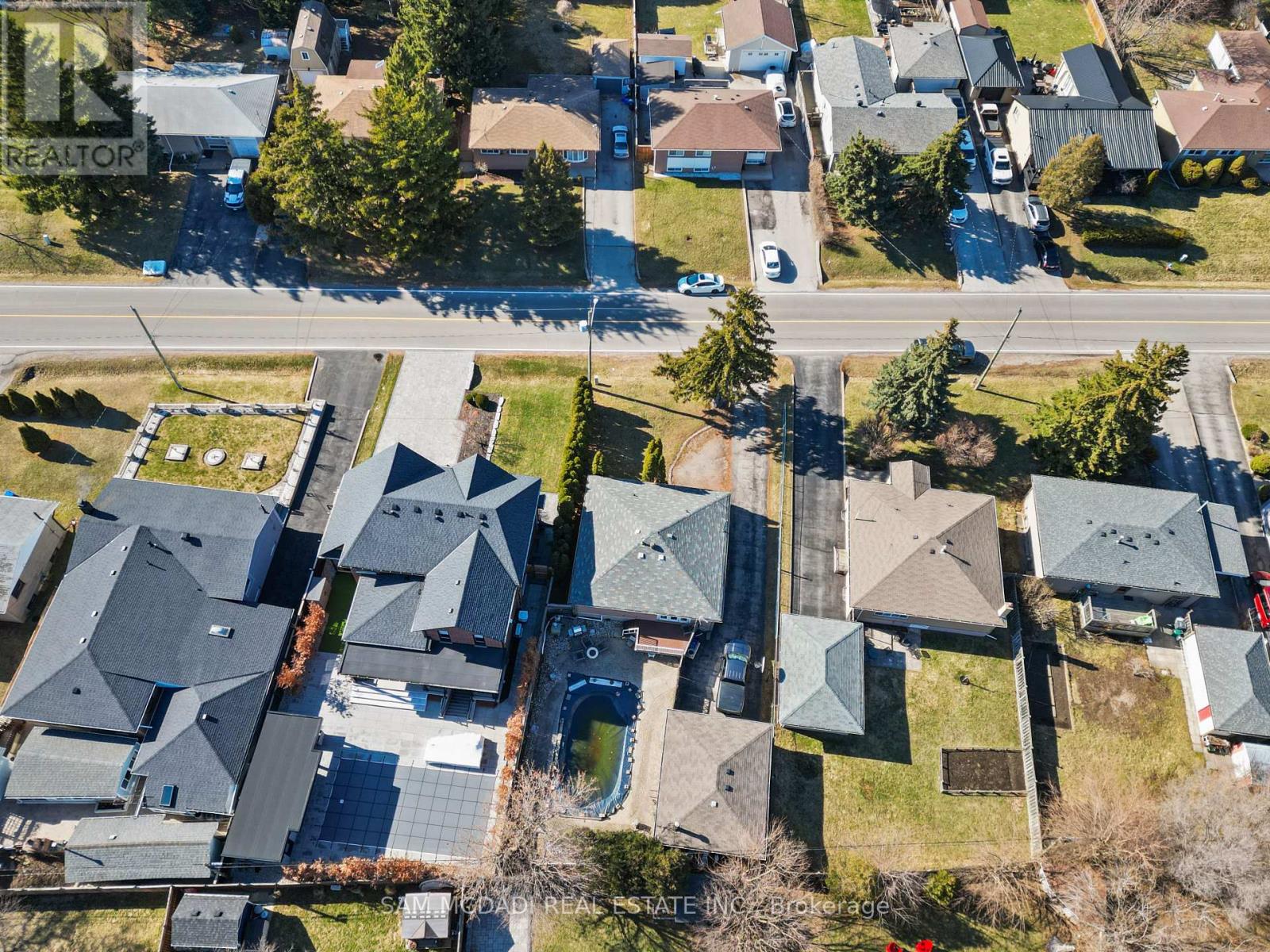 1294 Pinegrove Road, Oakville, Ontario  L6L 2X3 - Photo 21 - W12937582