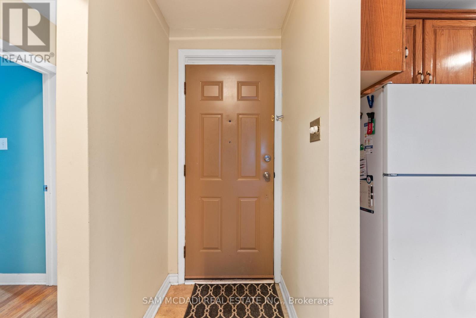 1294 Pinegrove Road, Oakville, Ontario  L6L 2X3 - Photo 6 - W12937582