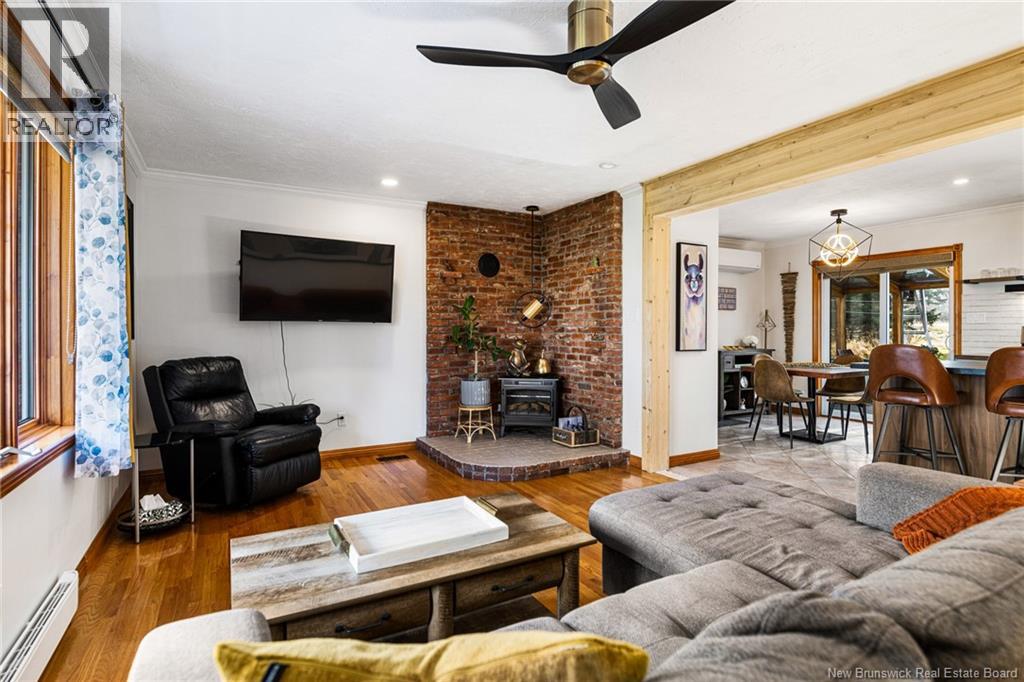 341 Cornwall, Shediac, New Brunswick  E4P 1N9 - Photo 3 - NB135534