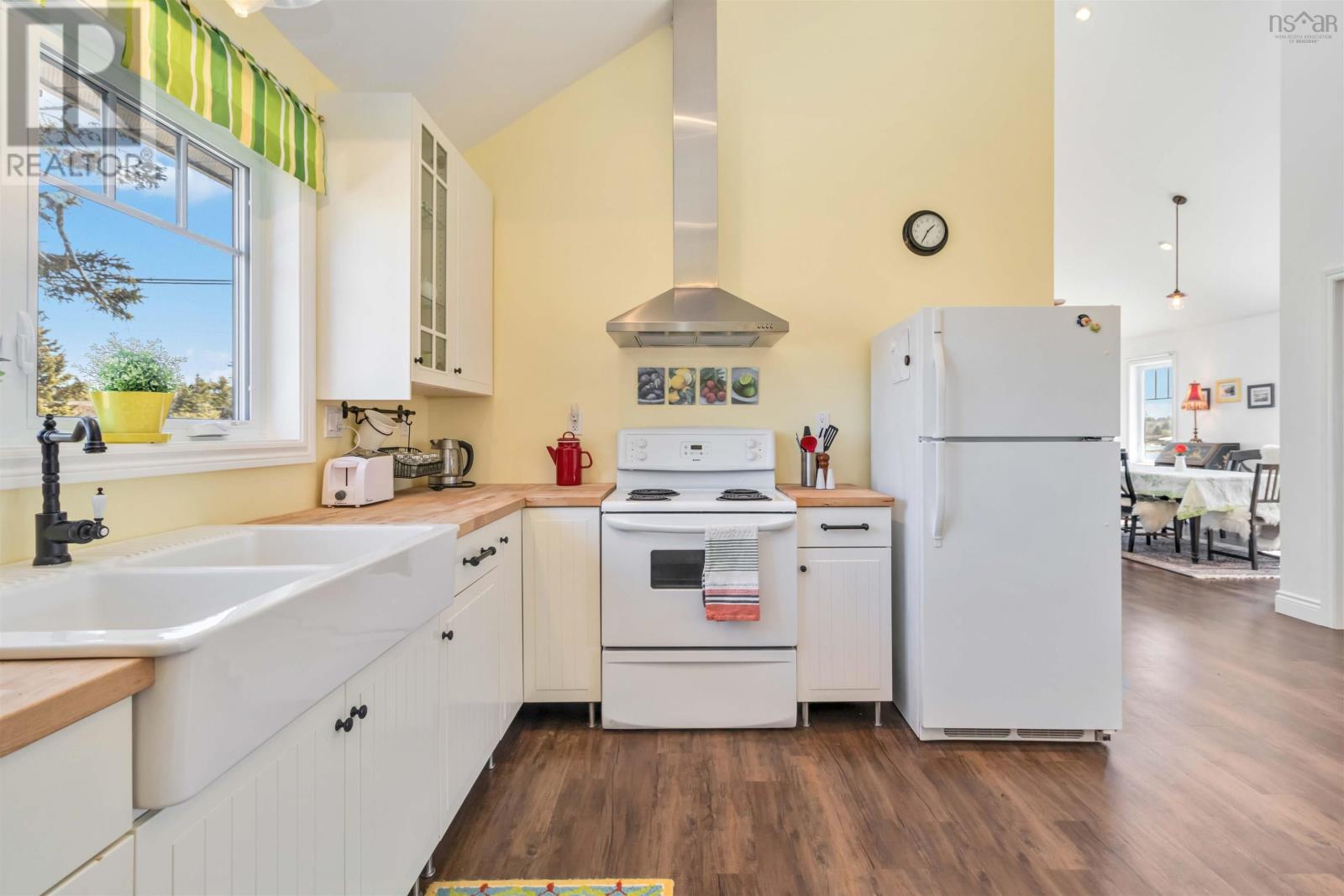 109 Stonehurst Road, Blue Rocks, Nova Scotia  B0J 2C0 - Photo 18 - 202605807