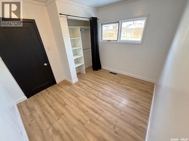 1126 Stadacona Street W, Moose Jaw, Saskatchewan  S6H 2B3 - Photo 11 - SK031659