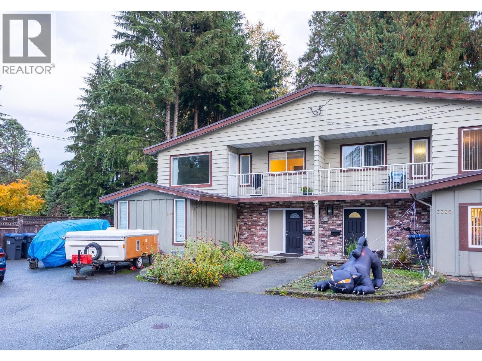 3326 3330 Finley Street, Port Coquitlam, British Columbia  V3B 3H2 - Photo 3 - R3104895