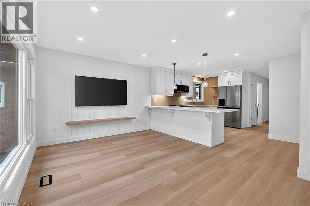 7 Crosthwaite Avenue S, Hamilton, Ontario  L8K 2T7 - Photo 11 - 40814419