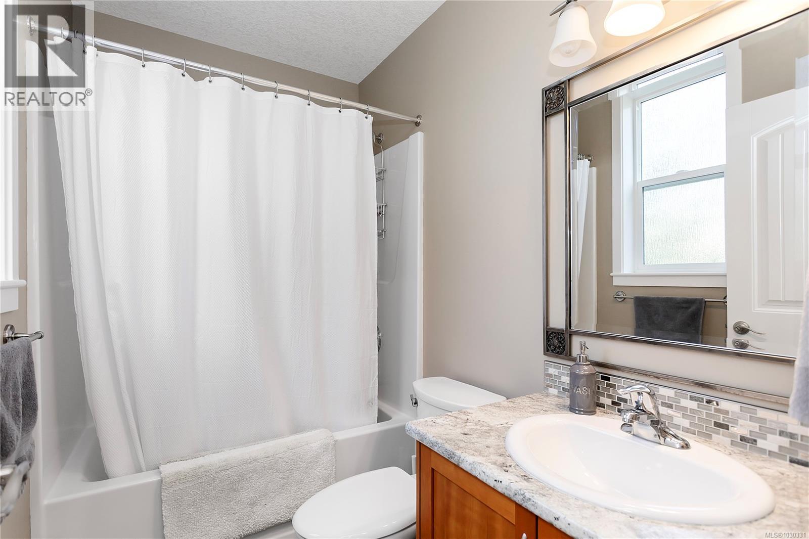 2 6117 Glacier Way, Nanaimo, British Columbia  V9T 0H8 - Photo 12 - 1030331