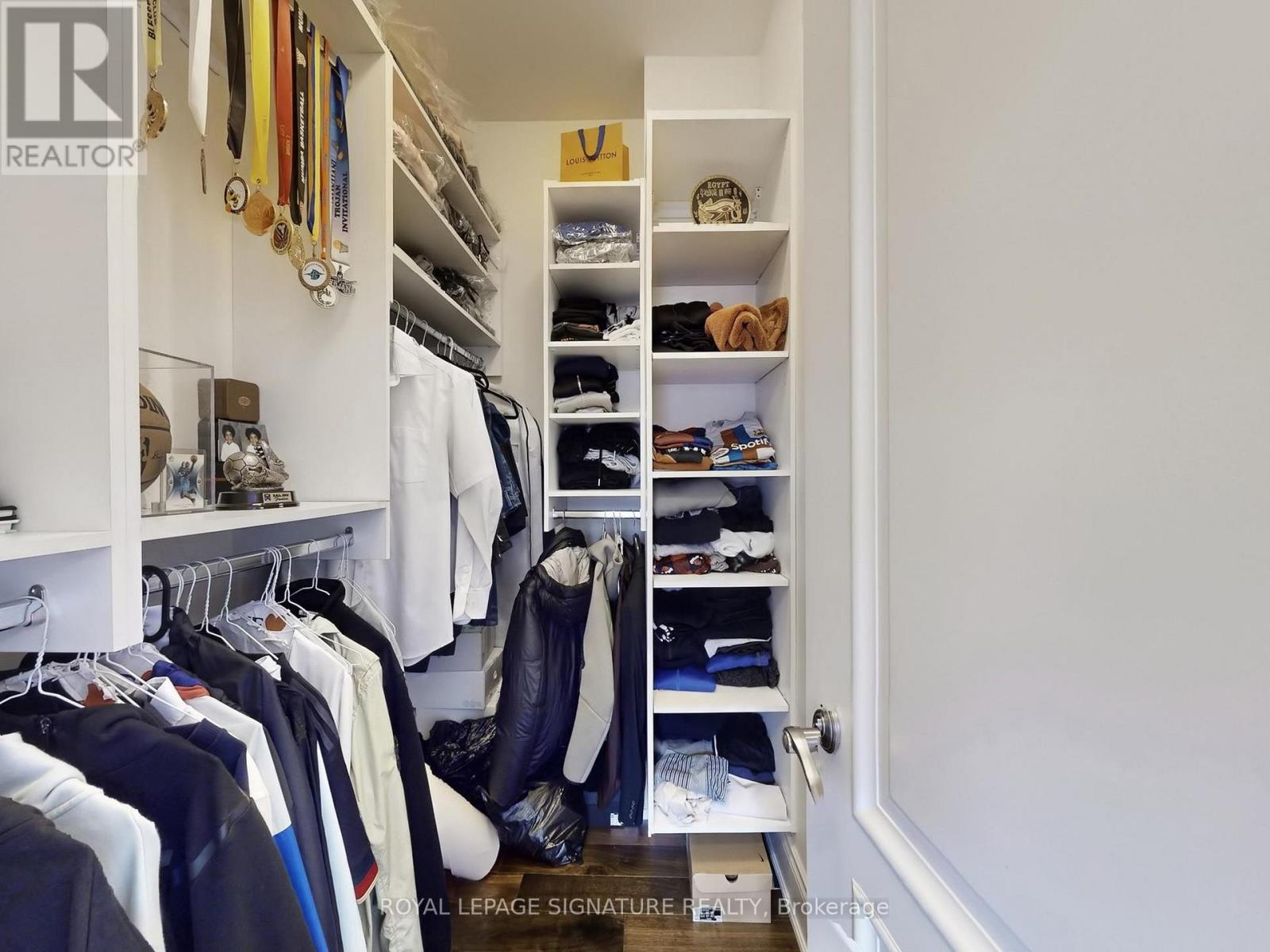 35 Annsleywood Court, Vaughan, Ontario  L4H 3N5 - Photo 22 - N12934892