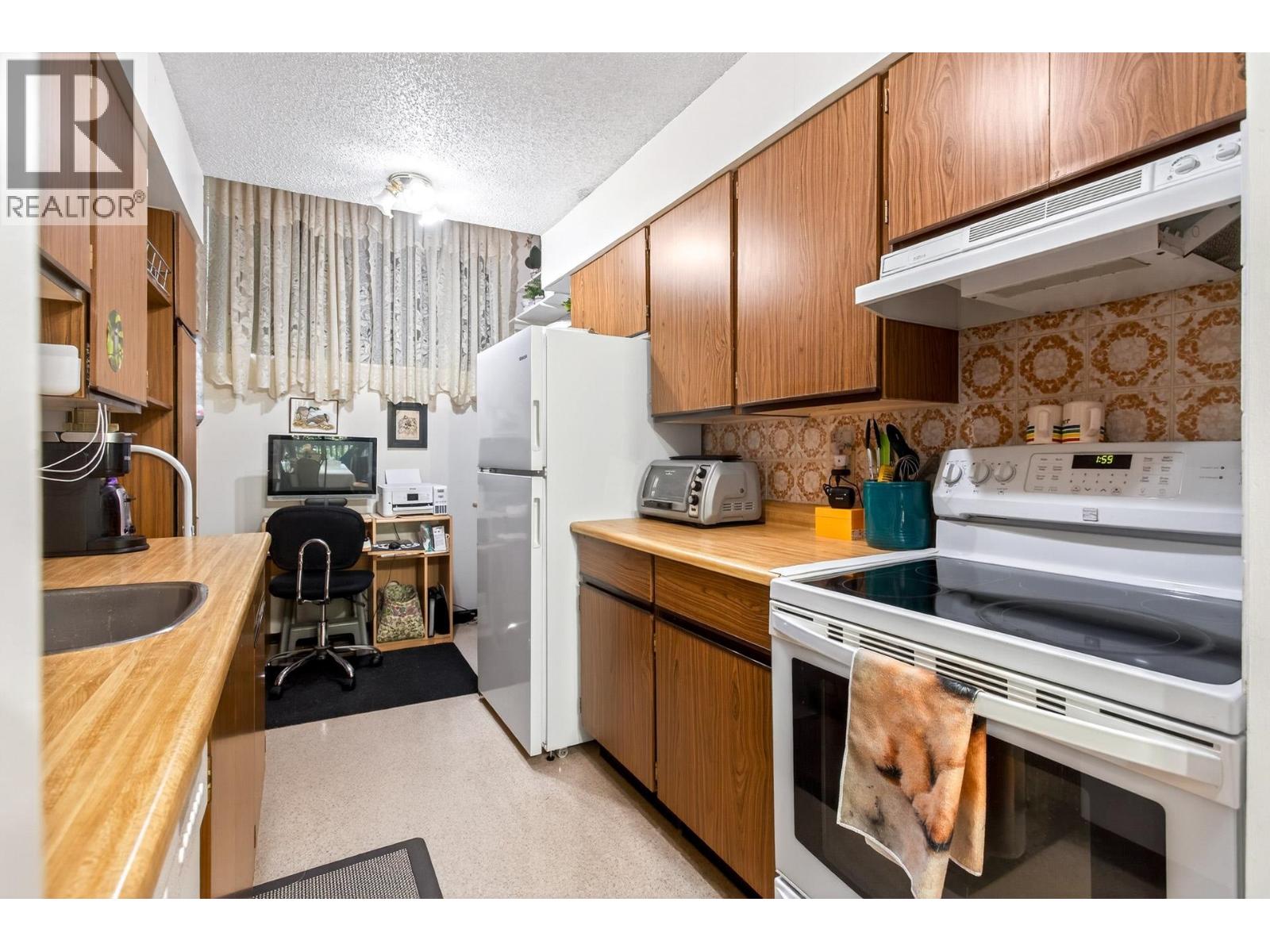 504 Cardiff Way, Port Moody, British Columbia  V3H 3T3 - Photo 7 - R3105126