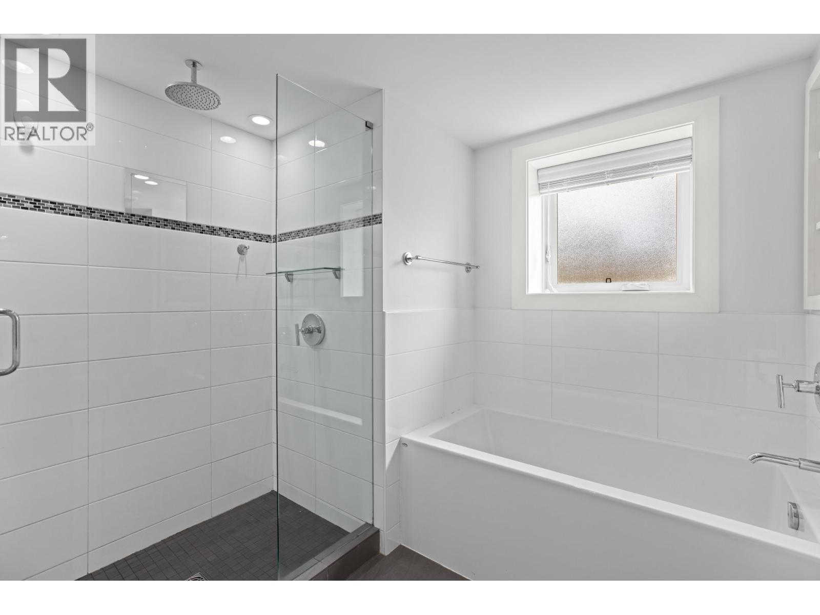 6297 Mackenzie Street, Vancouver, British Columbia  V6N 1H4 - Photo 30 - R3105124