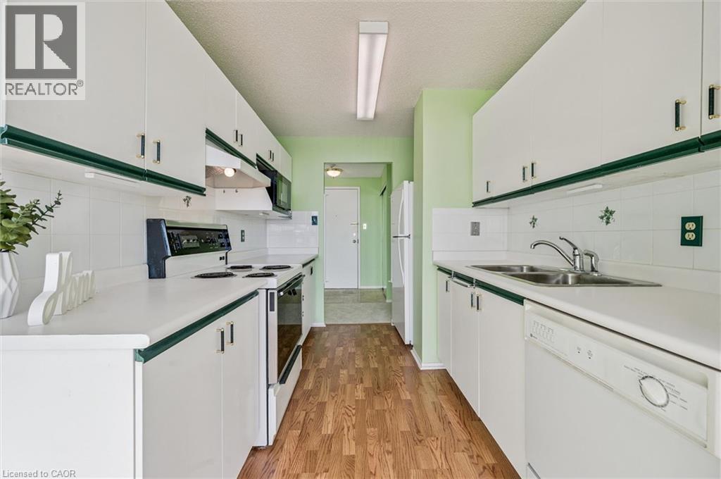 55 Blue Springs Drive Unit# 612, Waterloo, Ontario  N2J 4T3 - Photo 17 - 40816004