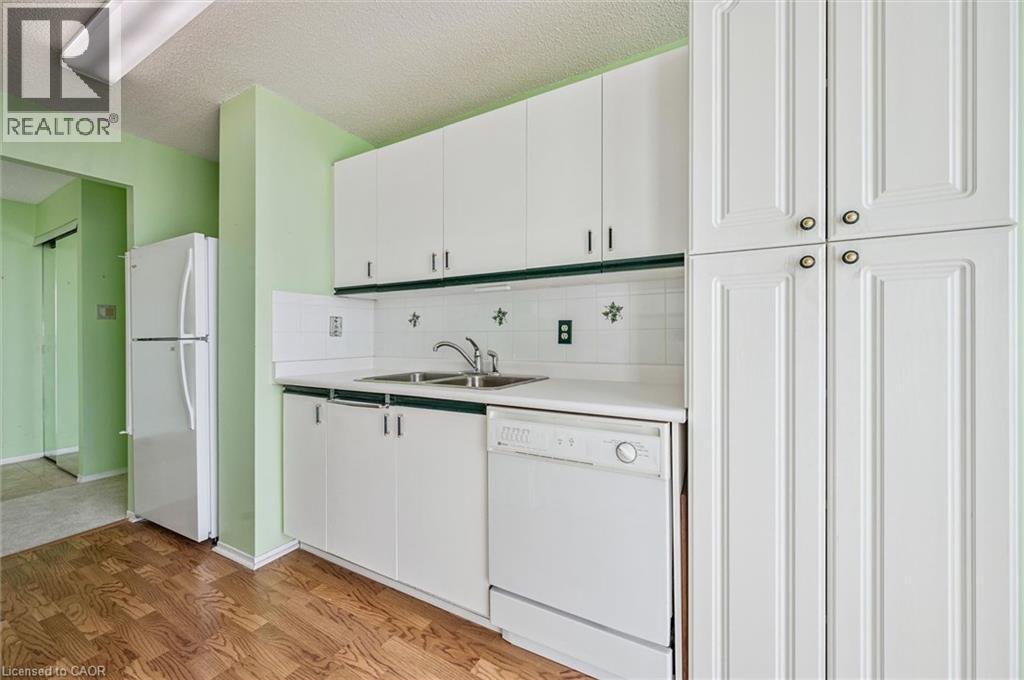 55 Blue Springs Drive Unit# 612, Waterloo, Ontario  N2J 4T3 - Photo 18 - 40816004