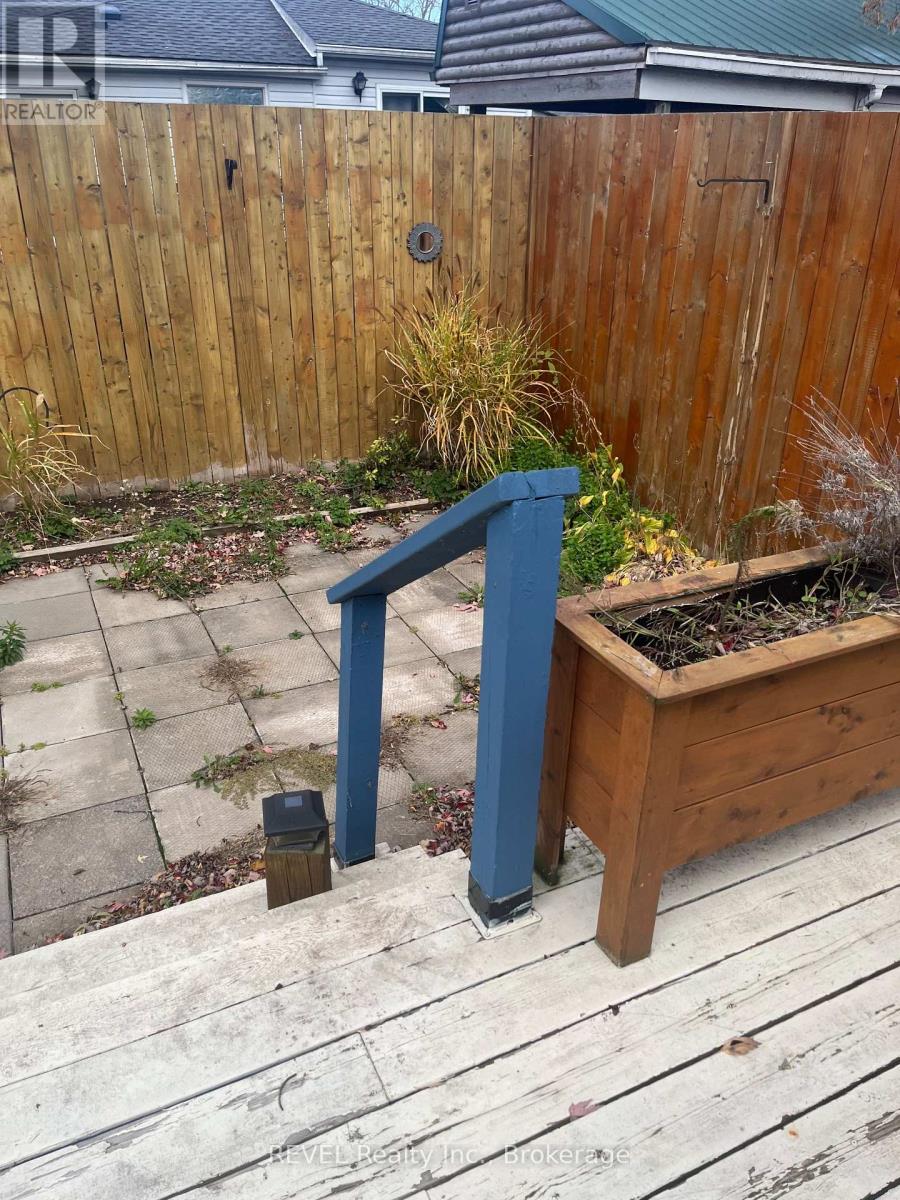 3828 Roxborough Avenue, Fort Erie, Ontario  L0S 1B0 - Photo 15 - X12937624