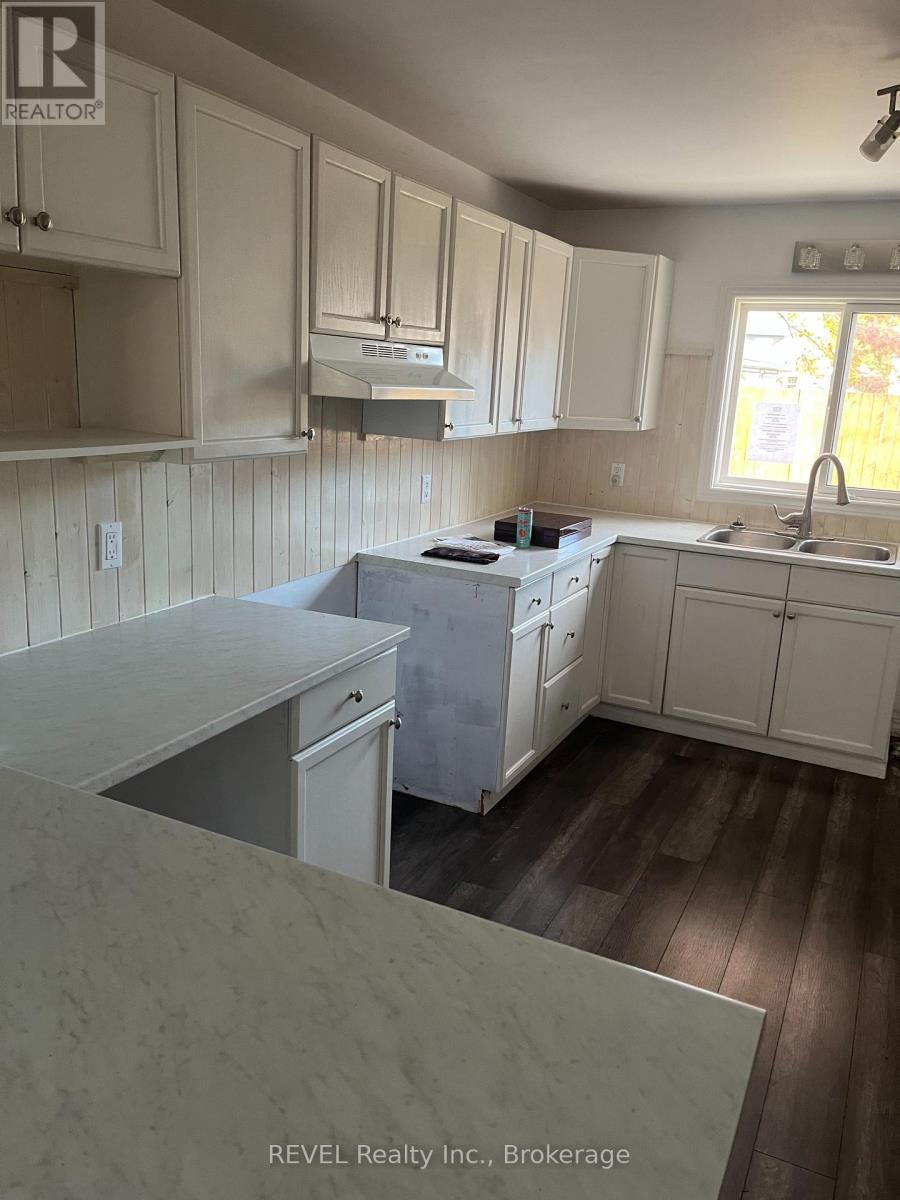 3828 Roxborough Avenue, Fort Erie, Ontario  L0S 1B0 - Photo 6 - X12937624