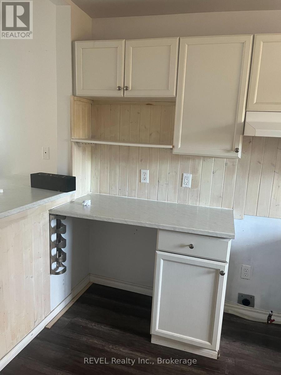 3828 Roxborough Avenue, Fort Erie, Ontario  L0S 1B0 - Photo 7 - X12937624