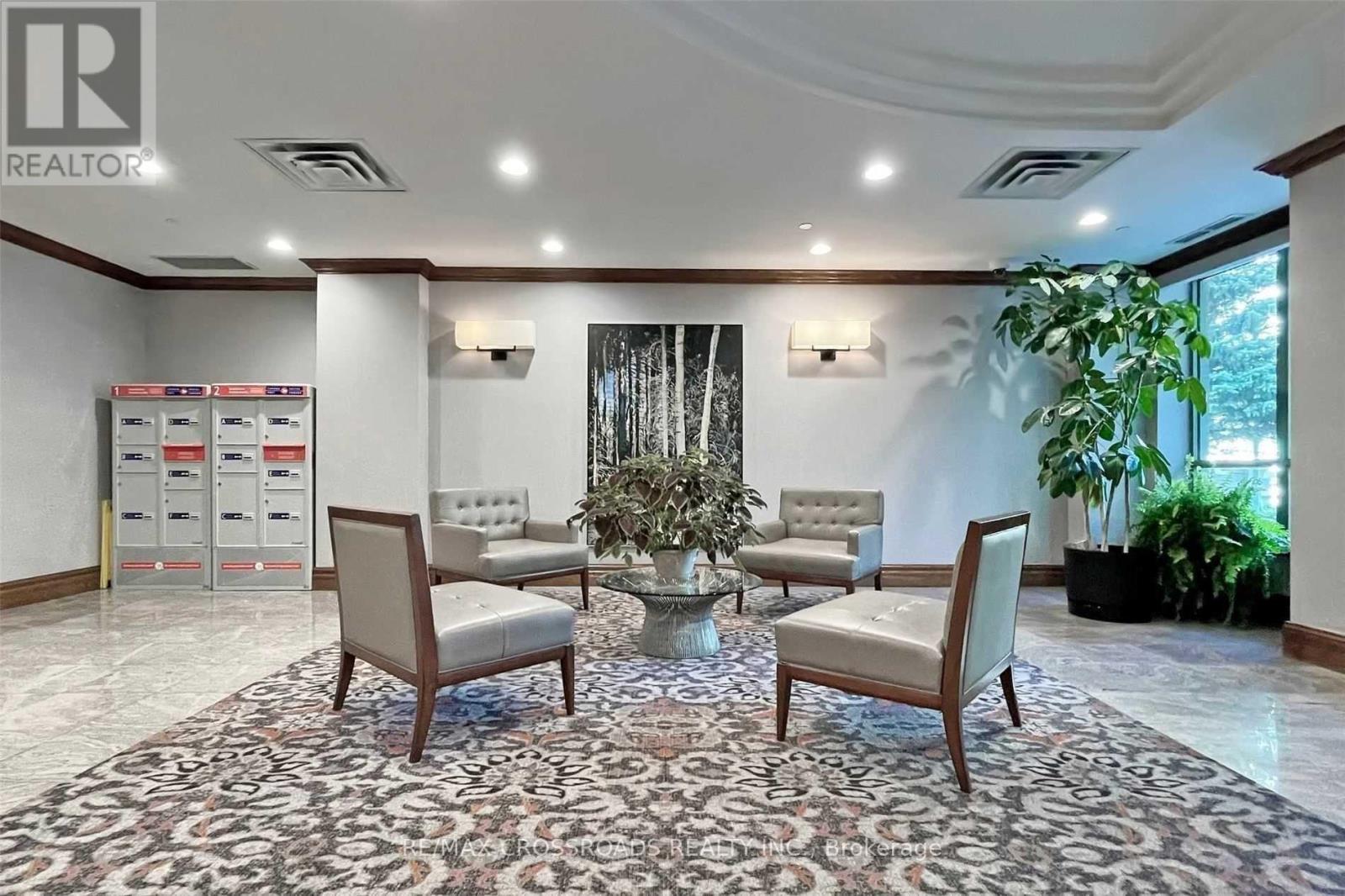 1709 - 1 Pemberton Avenue, Toronto, Ontario  M2M 4L9 - Photo 8 - C12805518