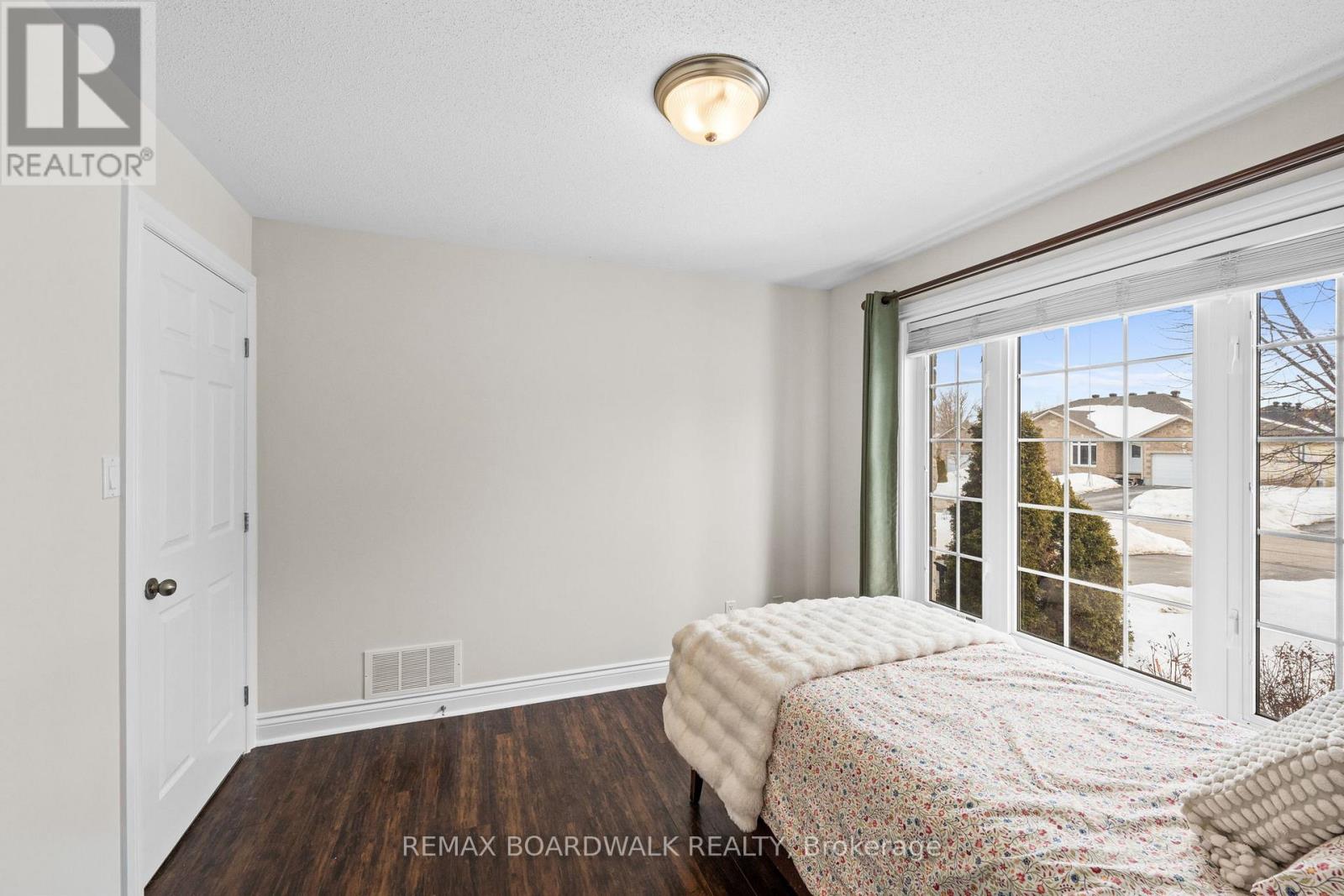 110 Templeton Court, North Grenville, Ontario  K0G 1J0 - Photo 18 - X12847752