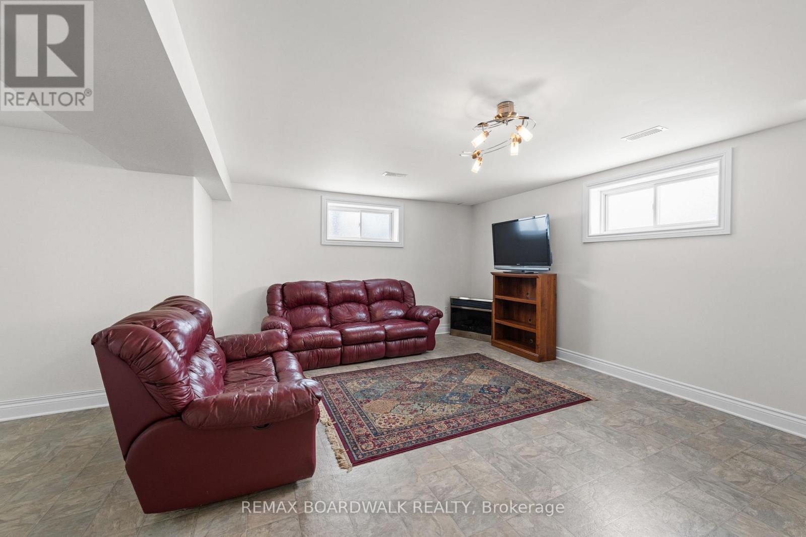 110 Templeton Court, North Grenville, Ontario  K0G 1J0 - Photo 22 - X12847752