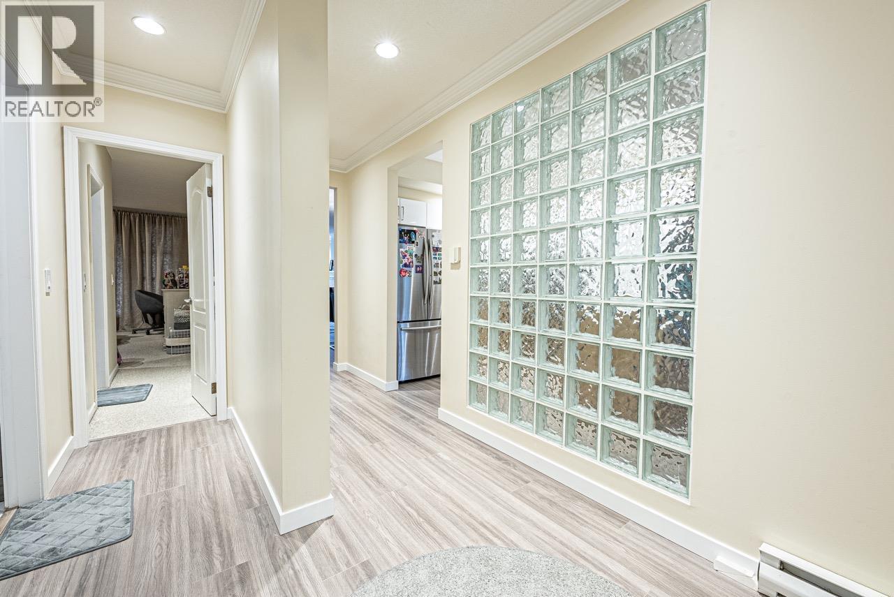 206 3151 Woodbine Drive, North Vancouver, British Columbia  V7R 2S4 - Photo 17 - R3104664