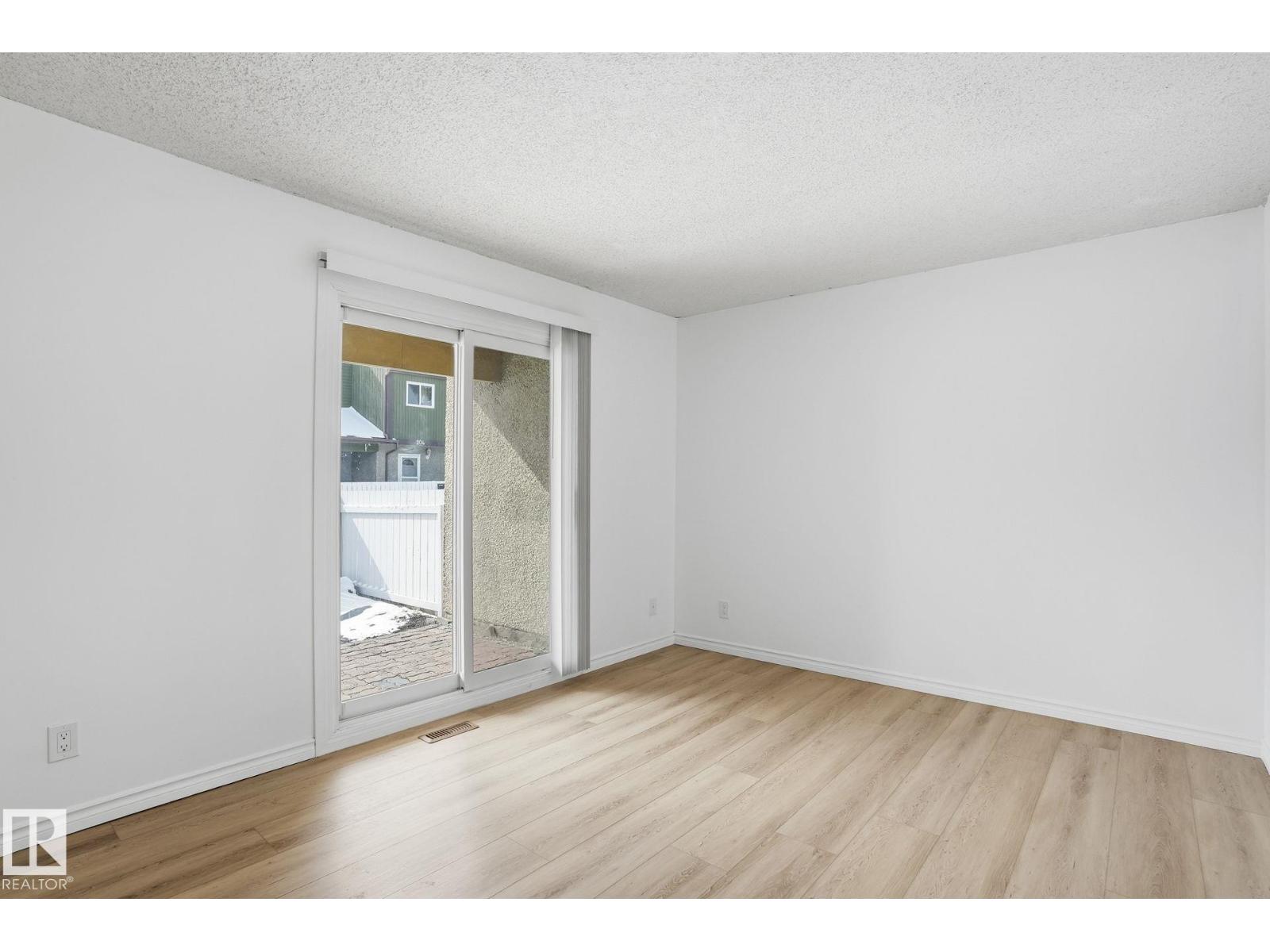 202 Kaskitayo Ct Nw, Edmonton, Alberta  T6J 3T3 - Photo 6 - E4479599