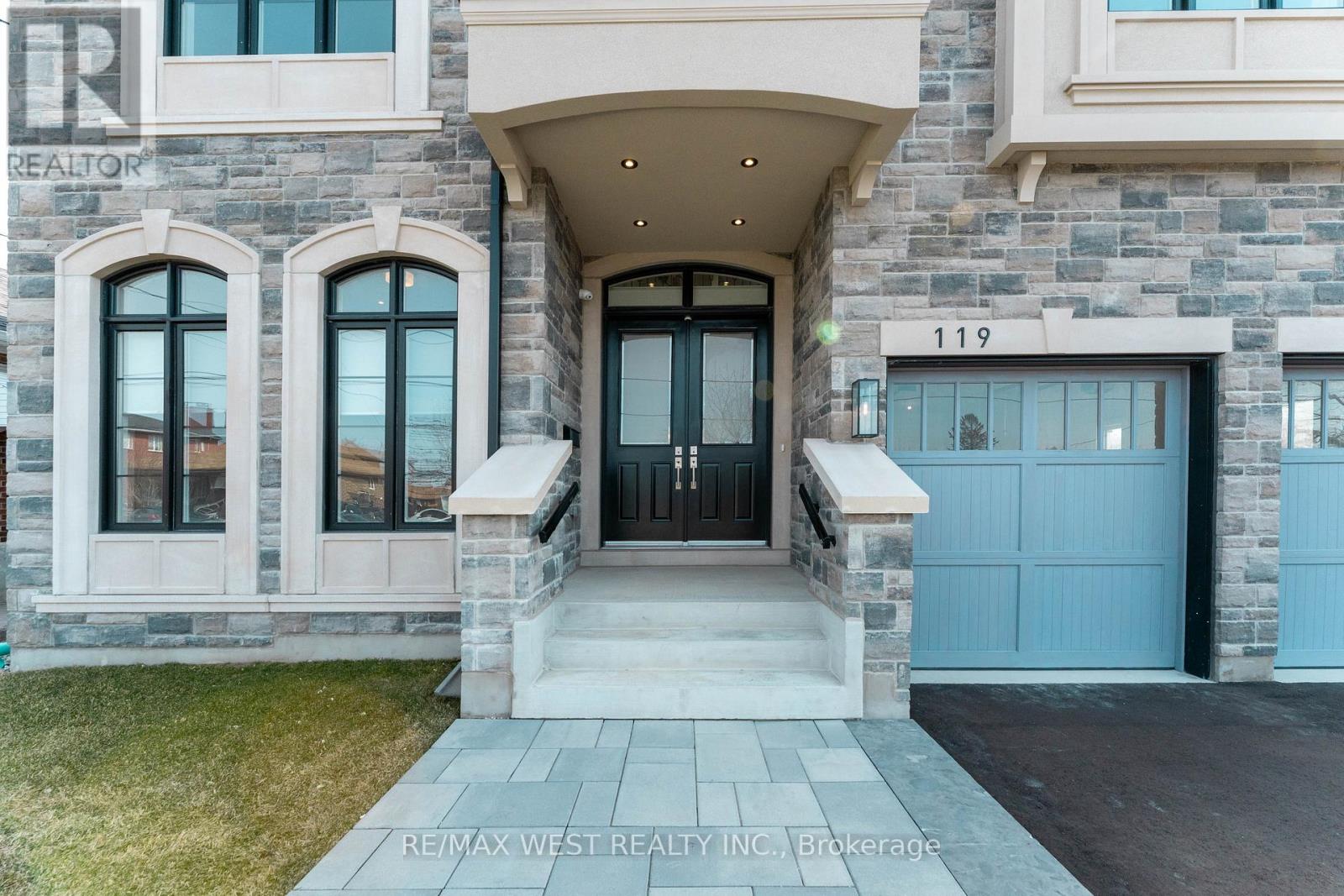 119 Jay Street, Toronto, Ontario  M6L 2M3 - Photo 2 - W12937606