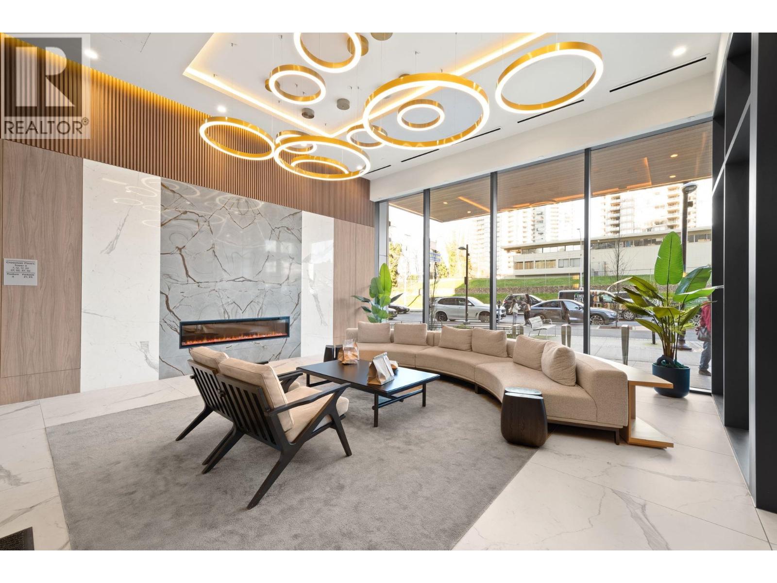 2403 4168 Lougheed Highway, Burnaby, British Columbia  V5C 0N9 - Photo 1 - R3095718