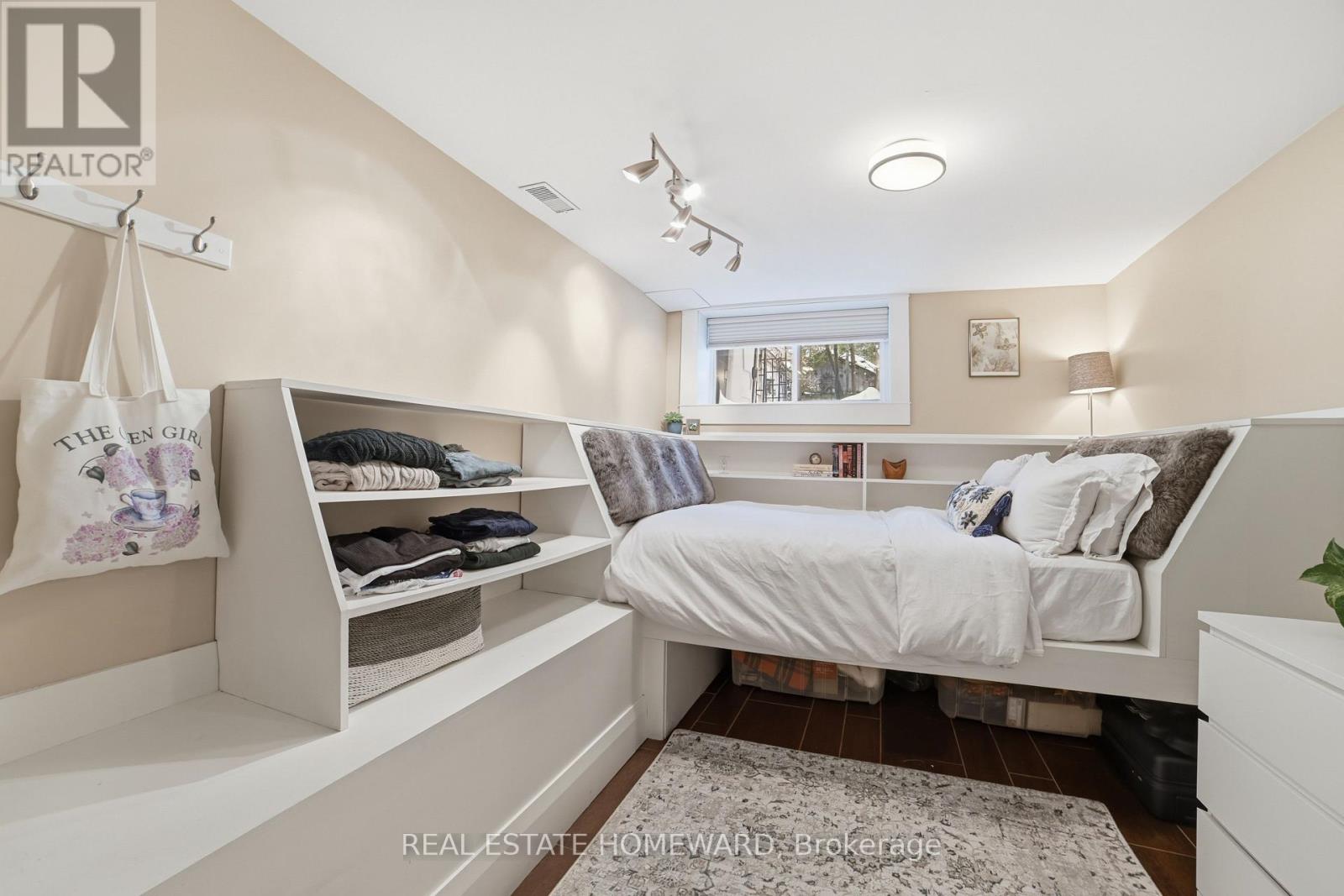 101 Bertmount Avenue, Toronto, Ontario  M4M 2X8 - Photo 27 - E12805942