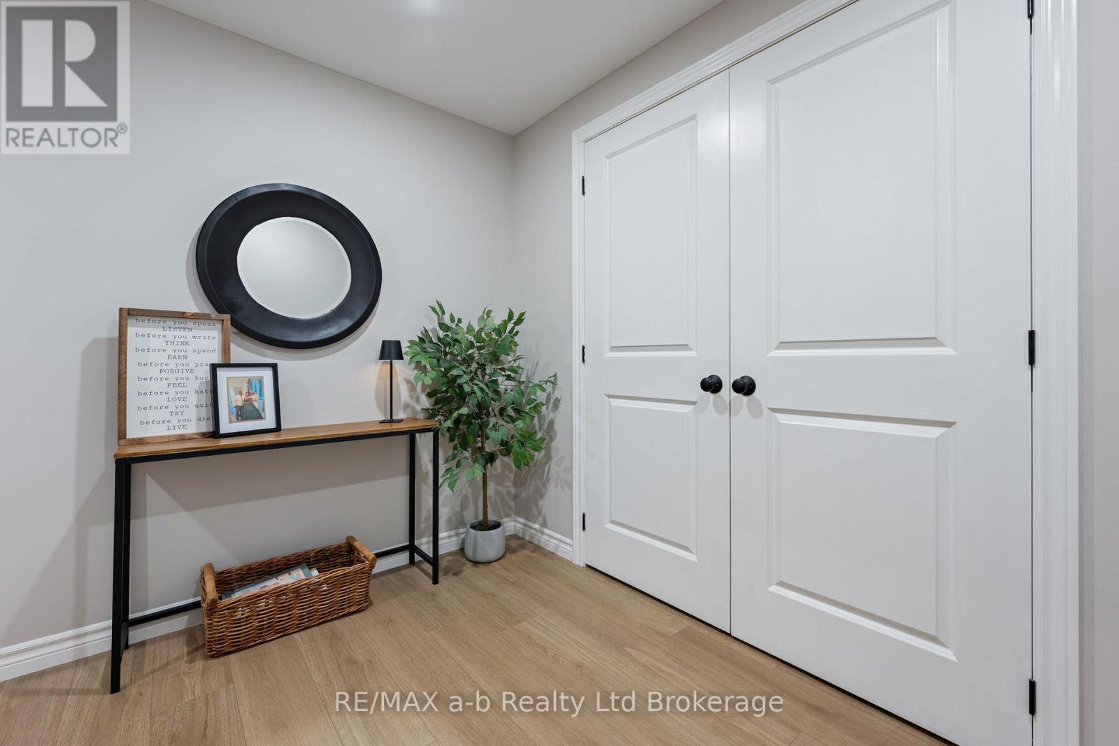 11 Chamberlain Avenue, Ingersoll, Ontario  N5C 0C6 - Photo 27 - X12937636