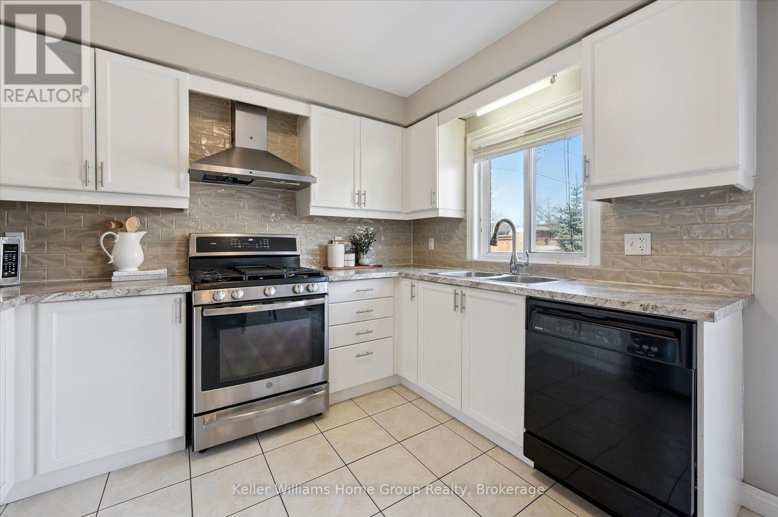 35 Thornton Street, Guelph, Ontario  N1E 7B1 - Photo 16 - X12937646