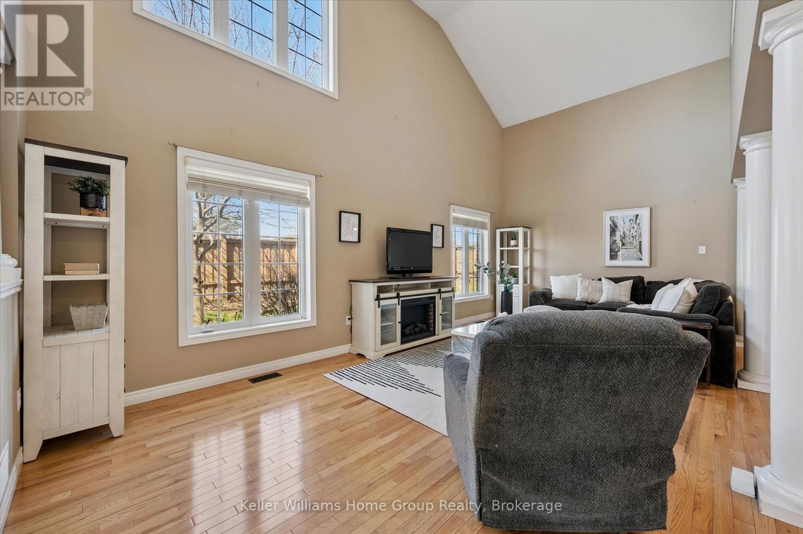 35 Thornton Street, Guelph, Ontario  N1E 7B1 - Photo 9 - X12937646