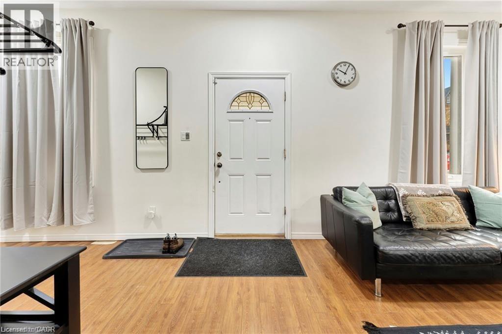 23 Palace Street, Brantford, Ontario  N3T 3W5 - Photo 3 - 40815944