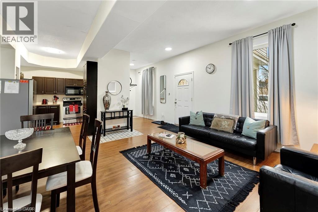 23 Palace Street, Brantford, Ontario  N3T 3W5 - Photo 7 - 40815944