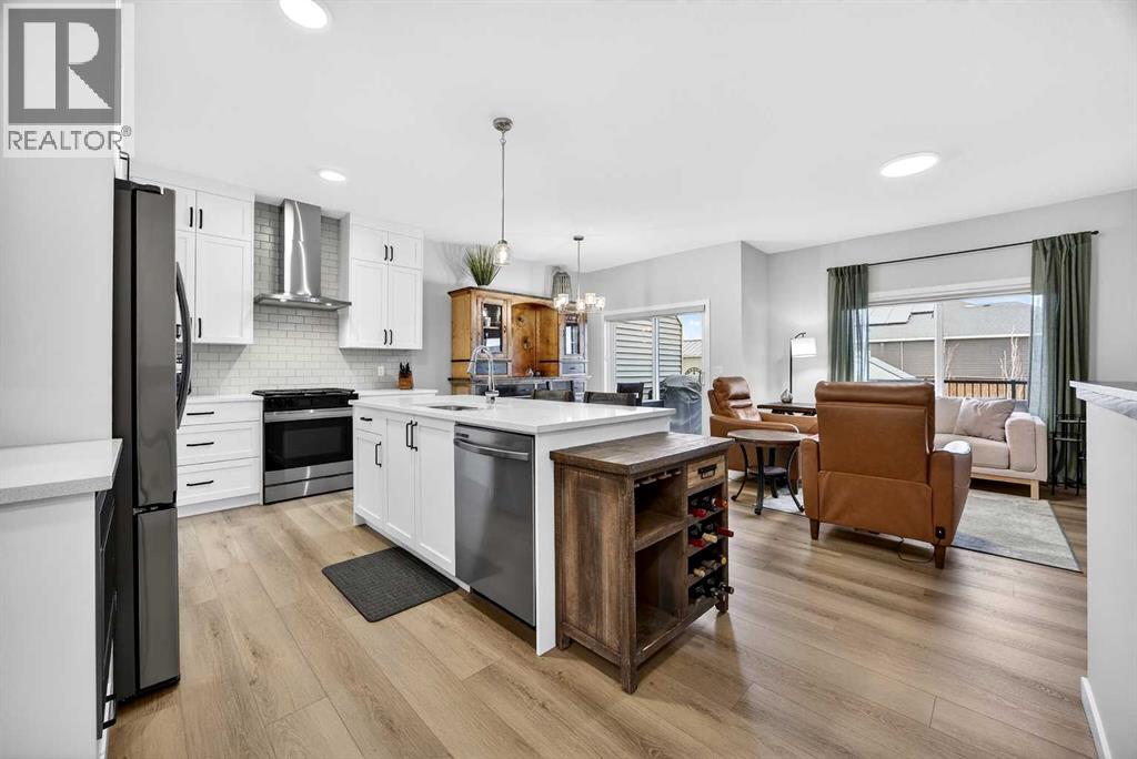 826 Mandalay Link, Carstairs, Alberta  T0M 0N0 - Photo 6 - A2296046