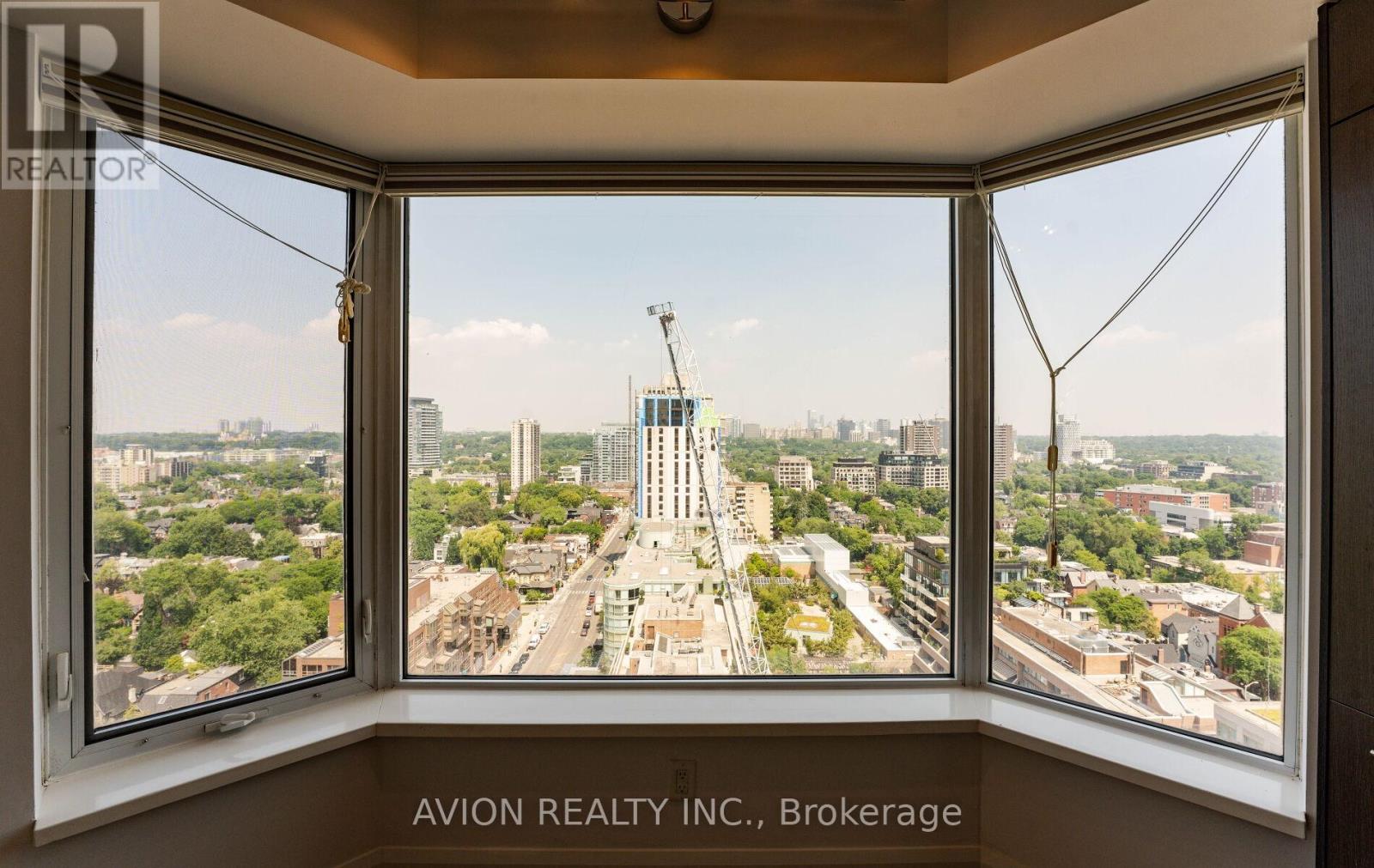 2120 - 155 Yorkville Avenue, Toronto, Ontario  M5R 1C4 - Photo 13 - C12937632