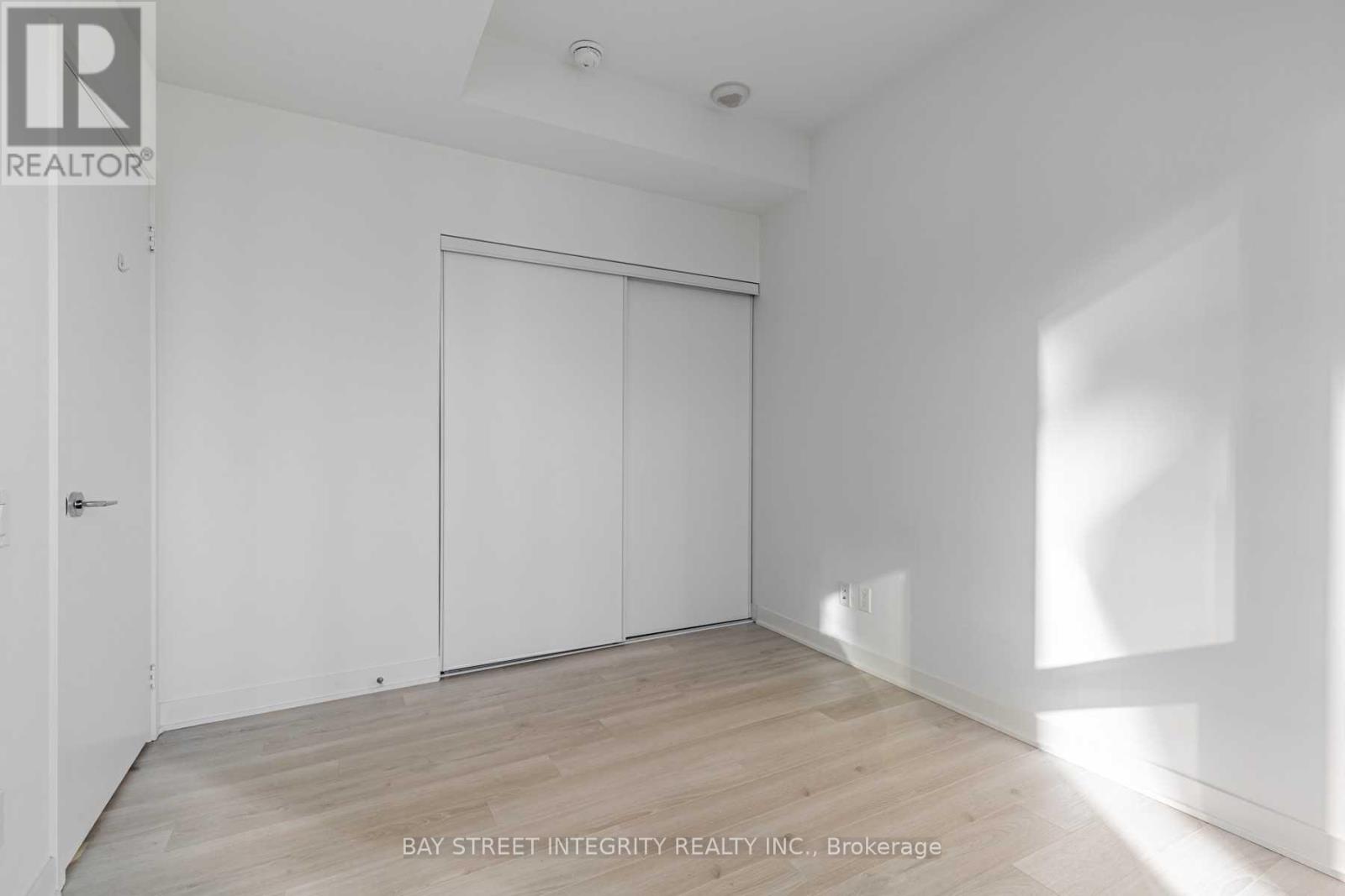 2107 - 80 QUEENS WHARF ROAD, Toronto, Ontario