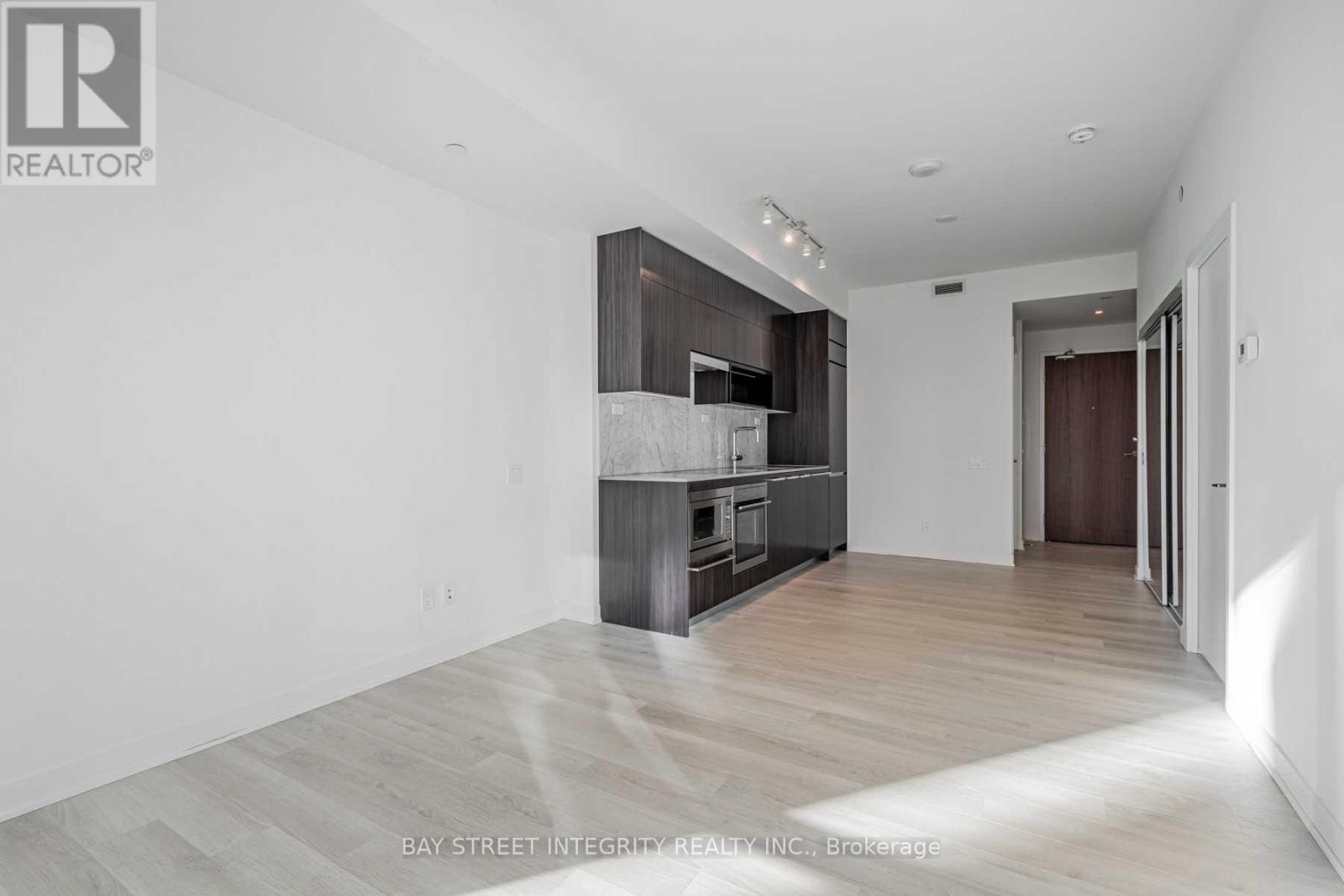 2107 - 80 Queens Wharf Road, Toronto, Ontario  M5V 0B4 - Photo 11 - C12937670