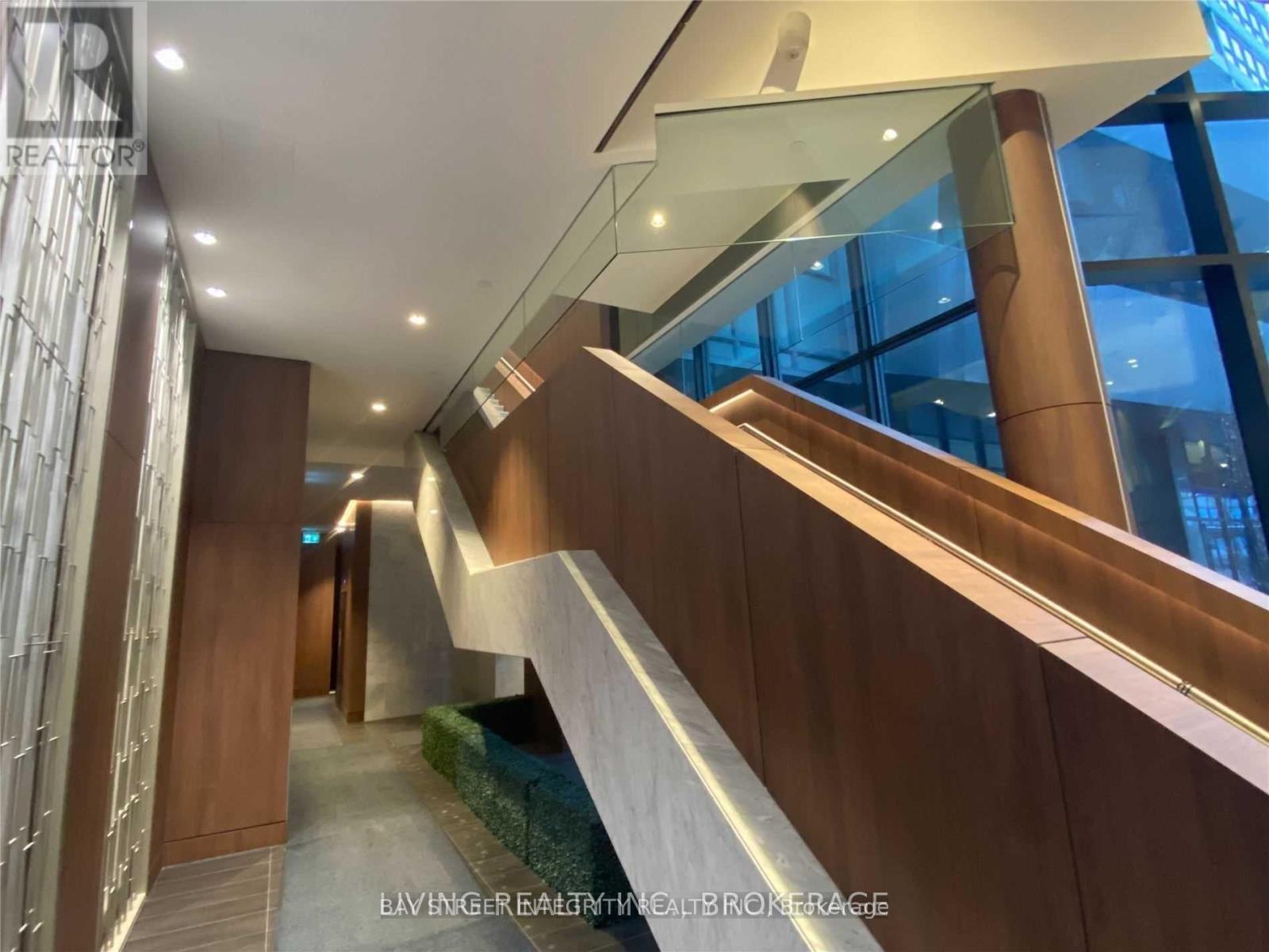 2107 - 80 Queens Wharf Road, Toronto, Ontario  M5V 0B4 - Photo 14 - C12937670